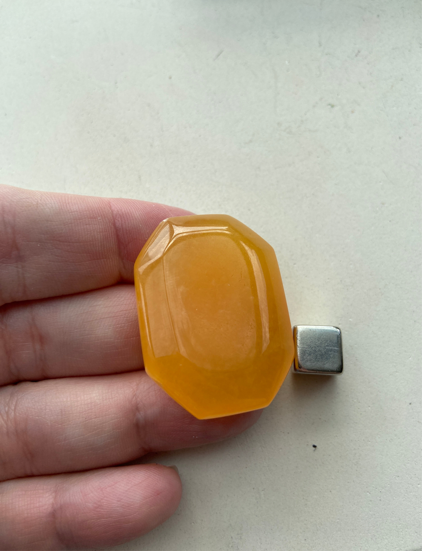 Calcit Guld ottekantet