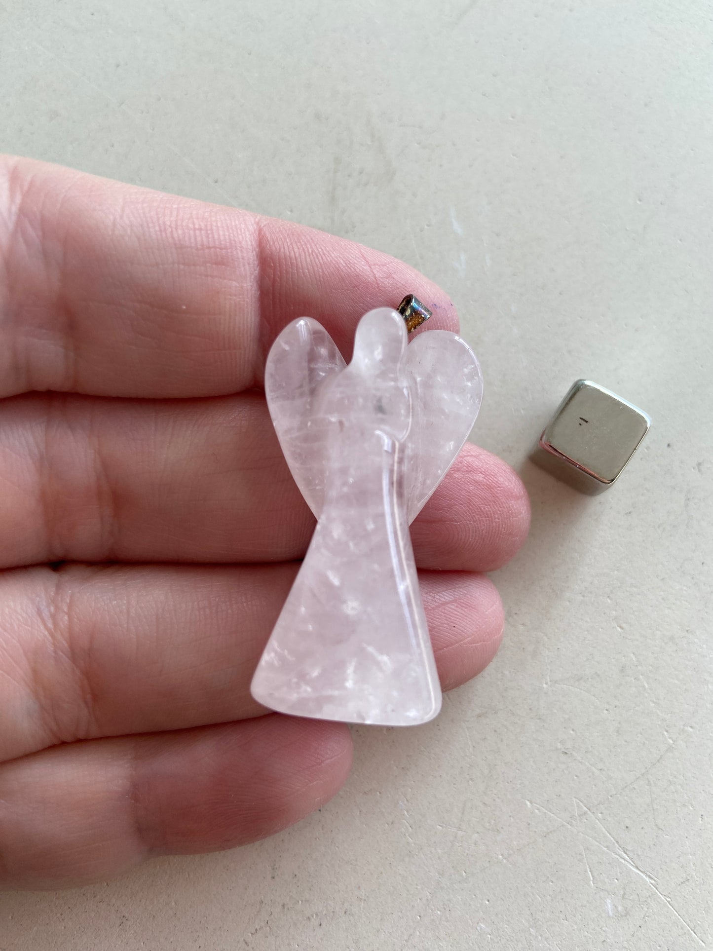 Rosakvarts engel vedhæng