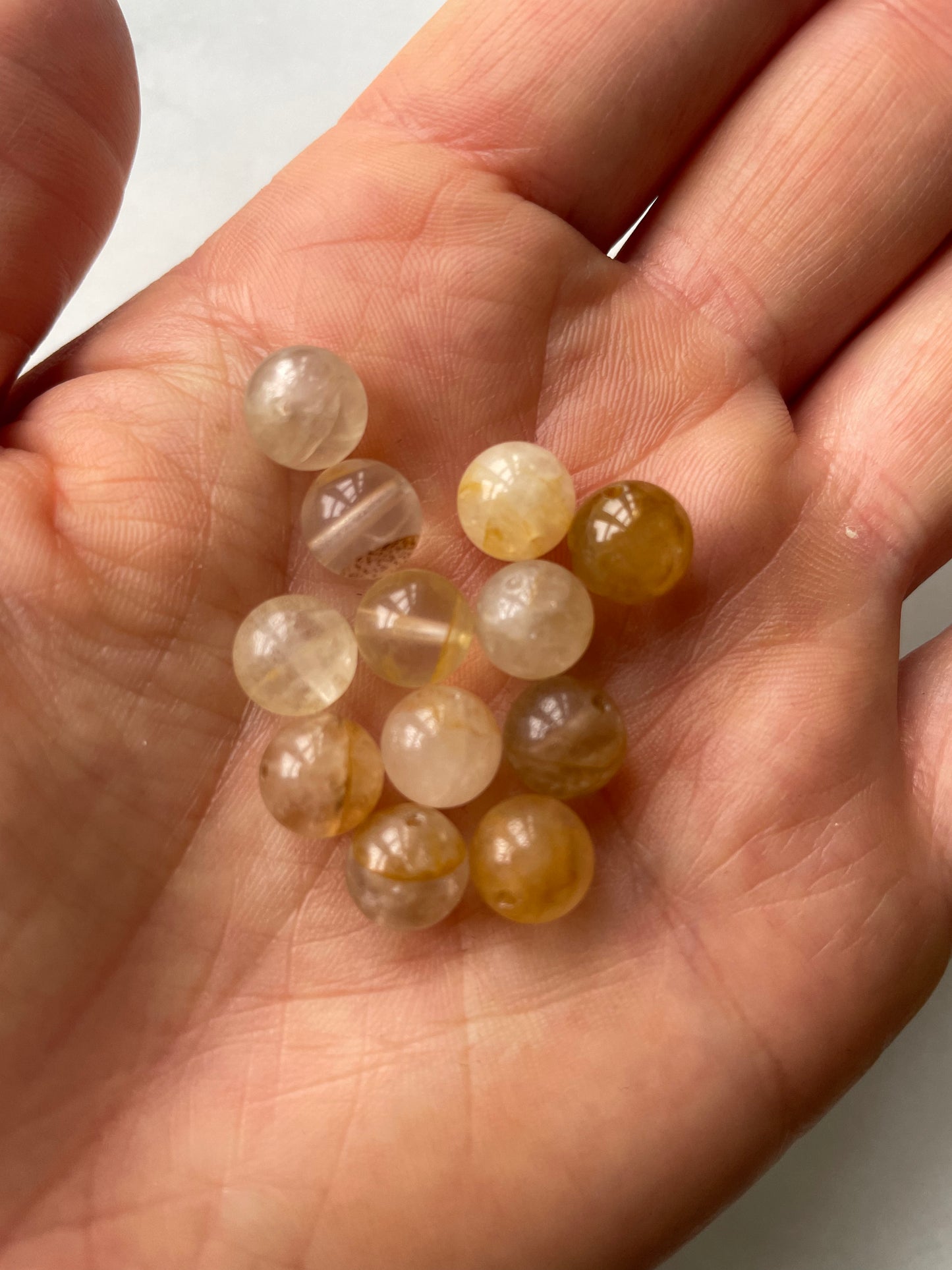 Golden Healer perle - rund 8,5mm - 5 stk