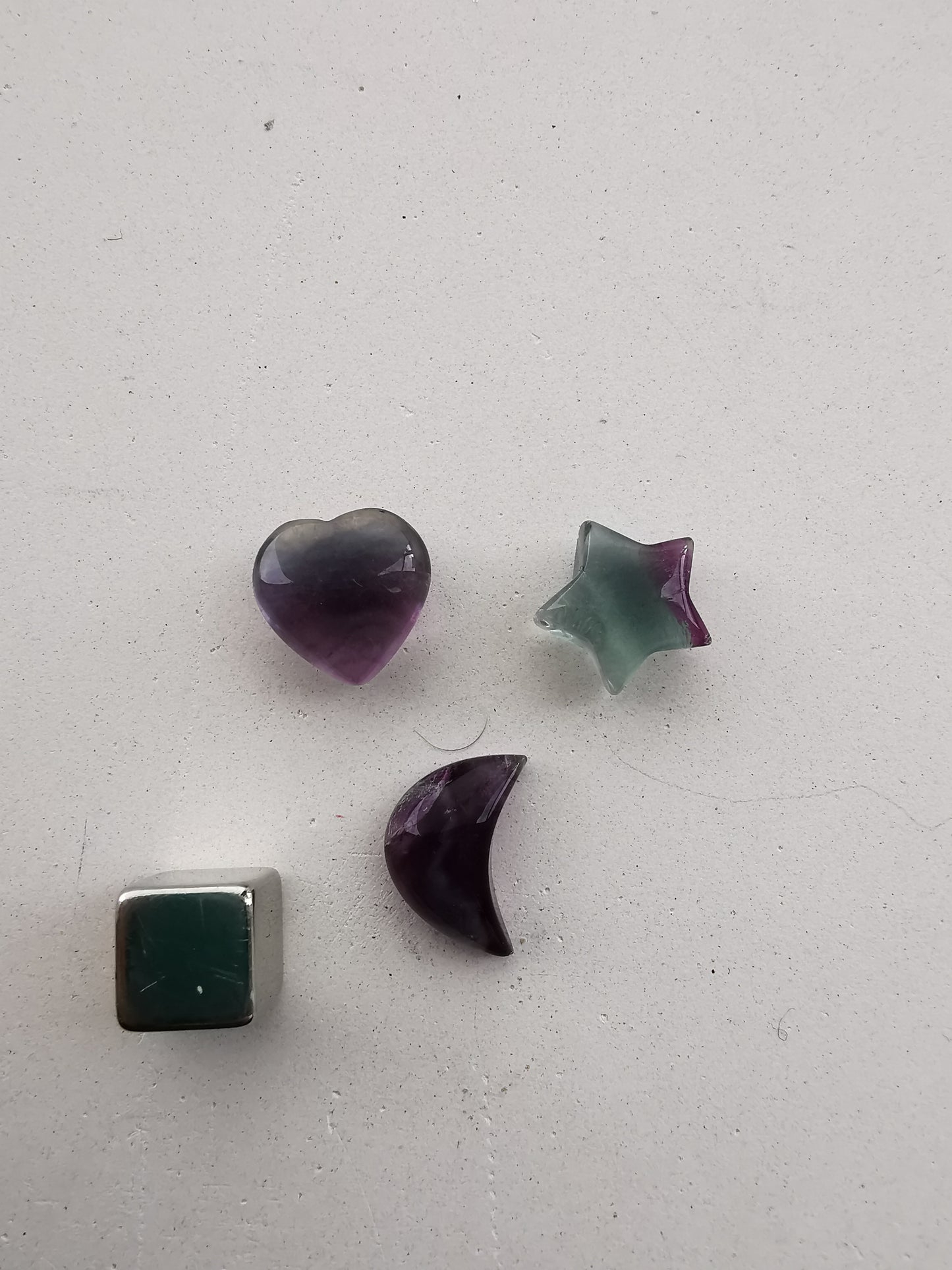 Fluorit Regnbue - hjerte, måne, stjerne