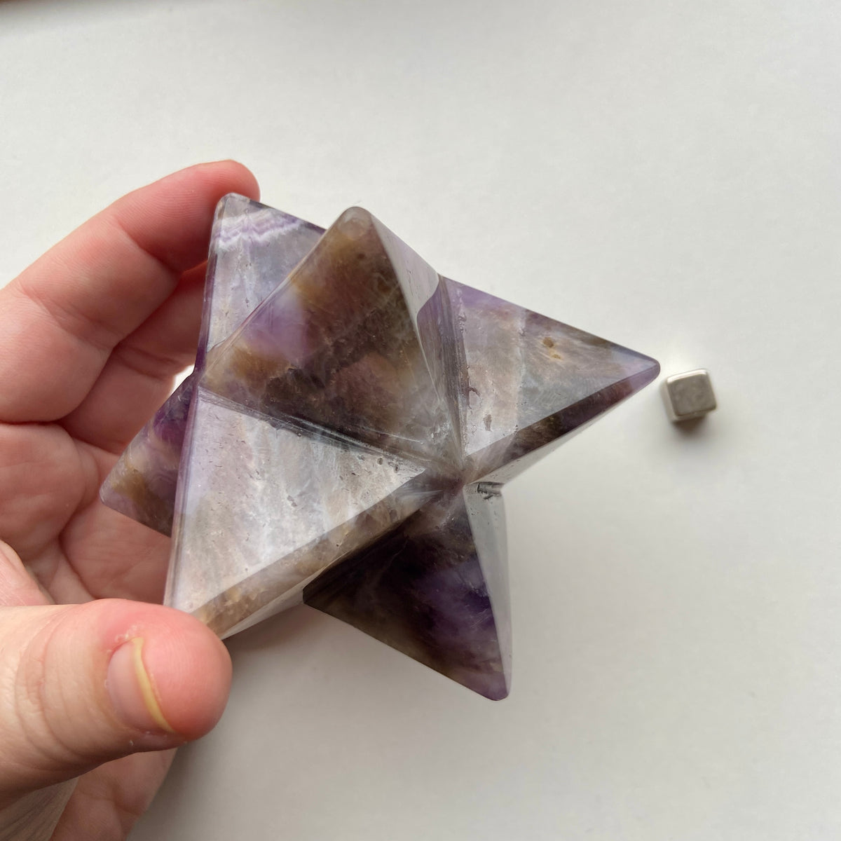 Agat ametyst merkaba der forener balance mellem krop og sind.