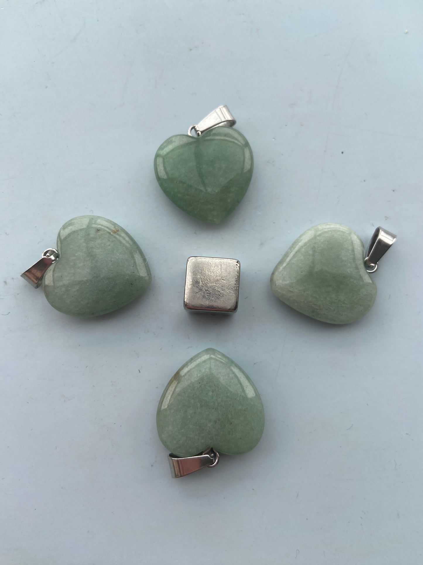 green-aventurine-crystal-luck-and-success