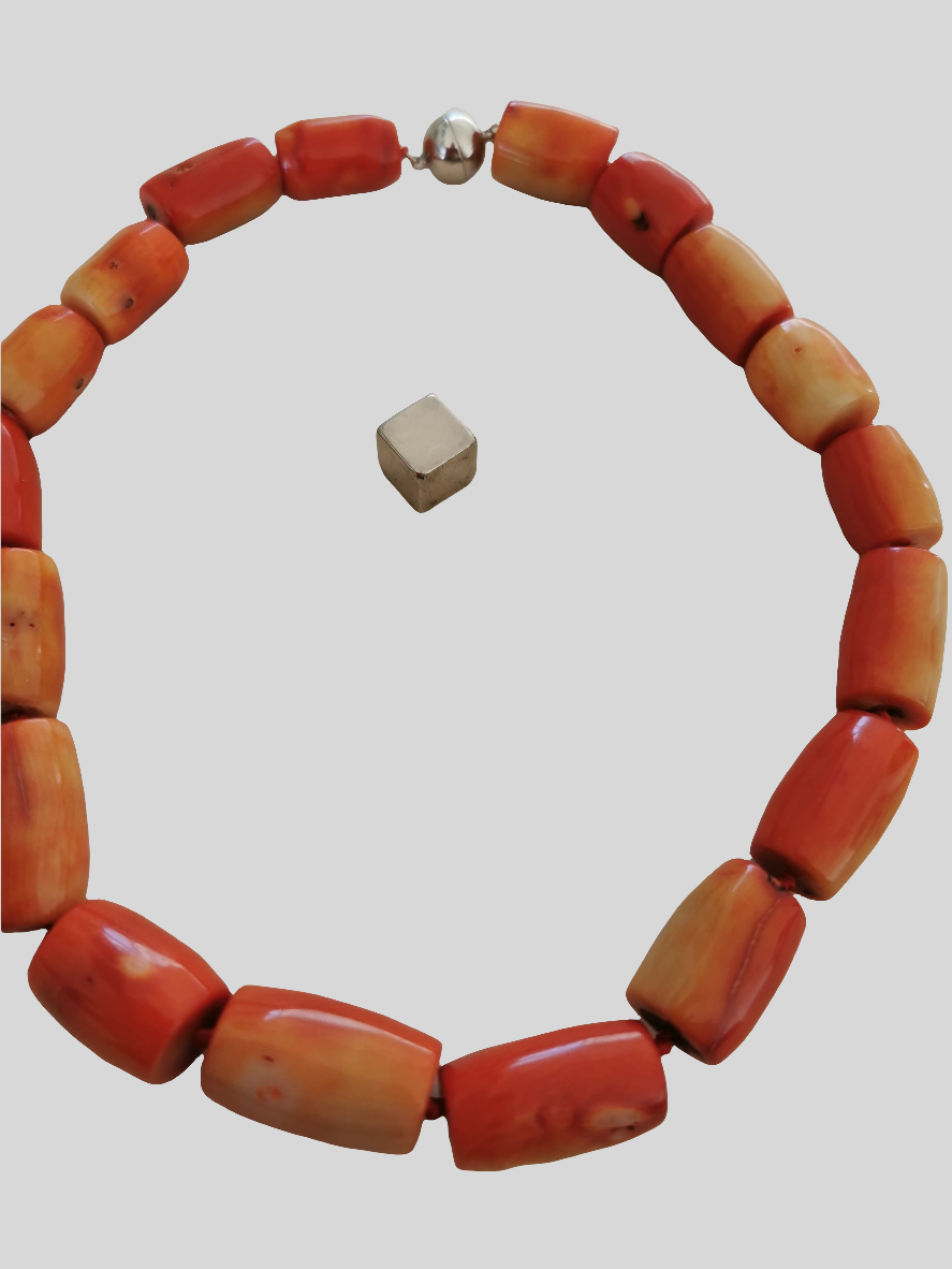 Koral rød halskæde 36 cm