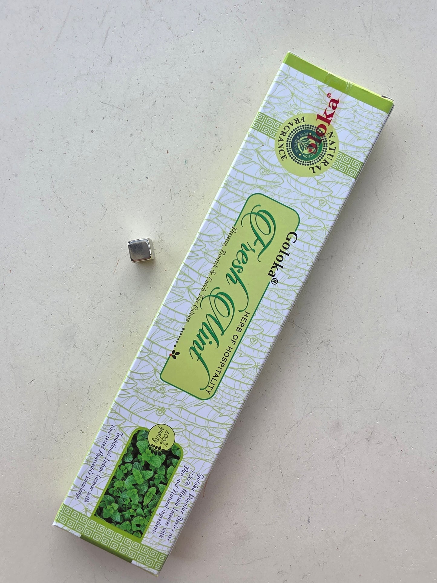 Goloka incense – naturlig røgelse med urter og essentielle olier, ideel til meditation, yoga og afslapning.