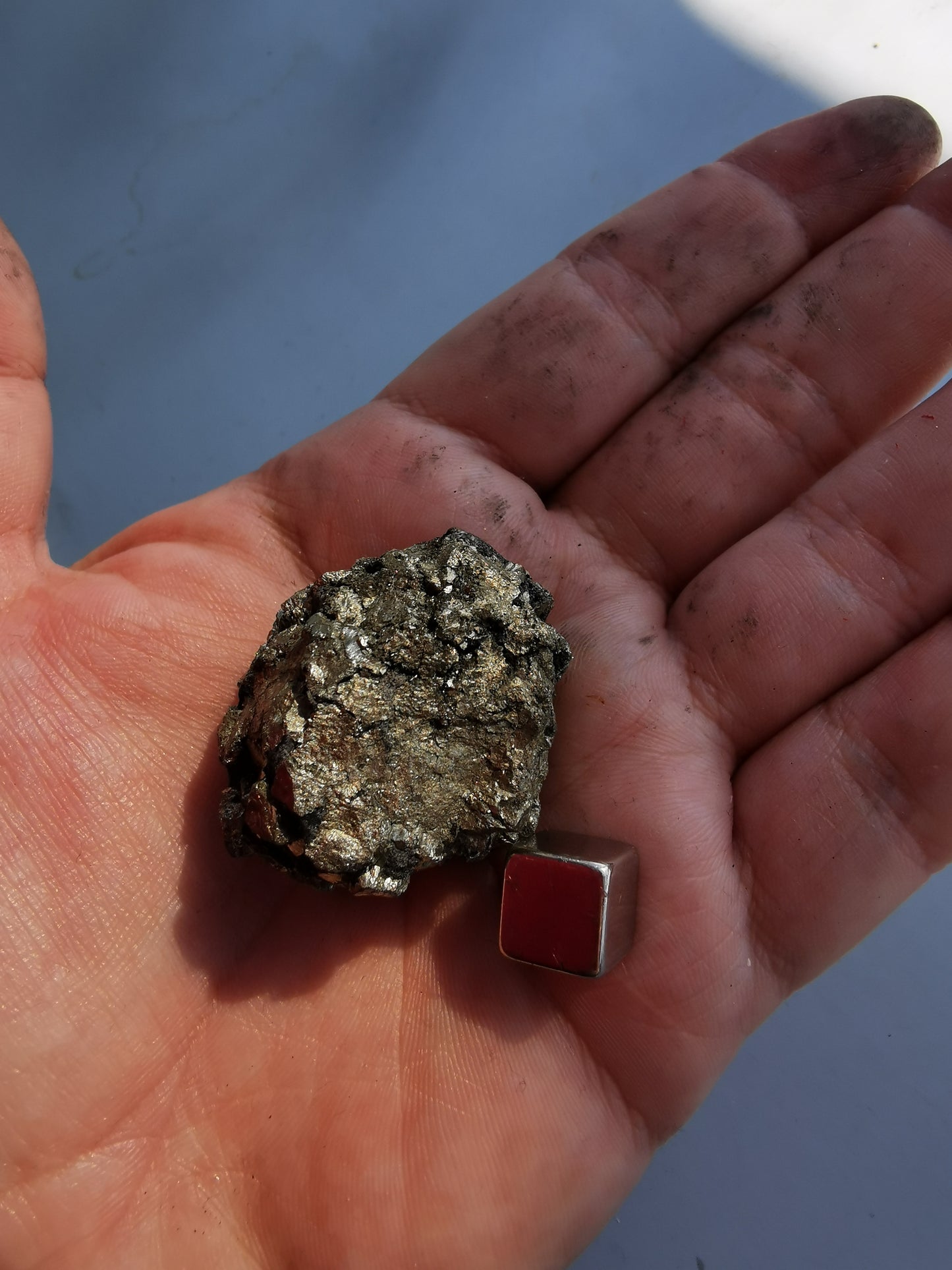 Pyrit krystal til velstand, overflod og manifestation.