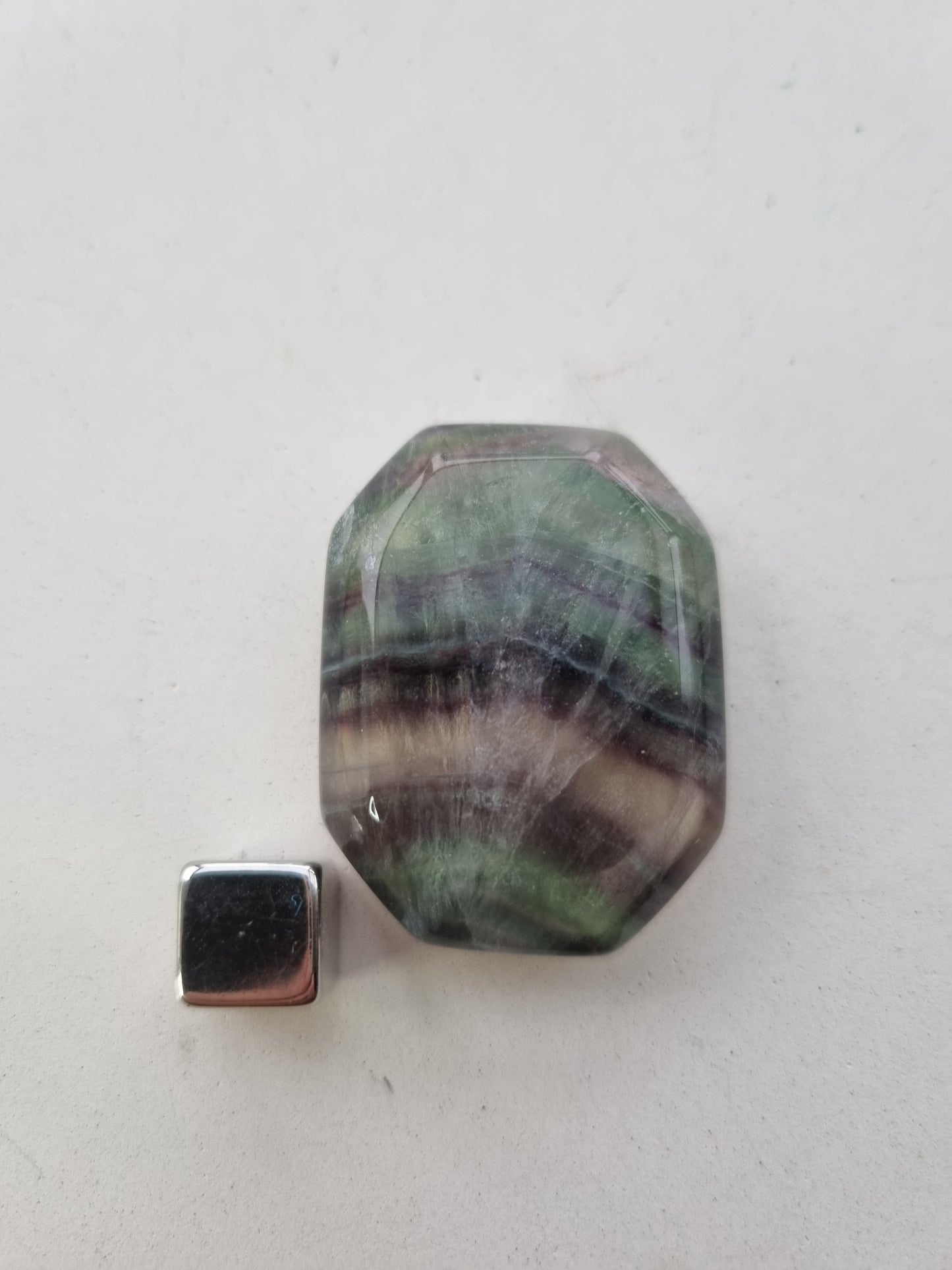 Fluorit Regnbue ottekantet