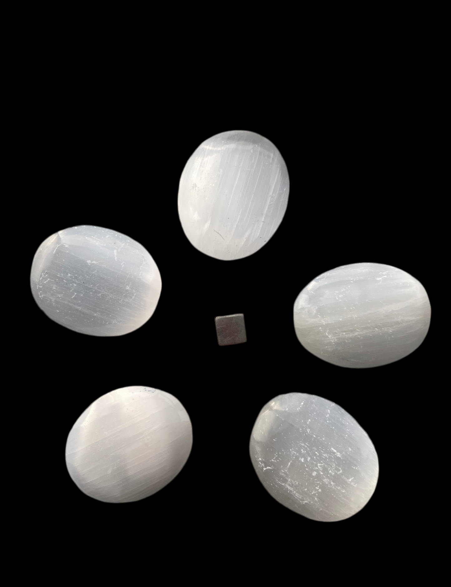 Selenite crystal – aktiverer kronechakra og sjælsstjernechakra.