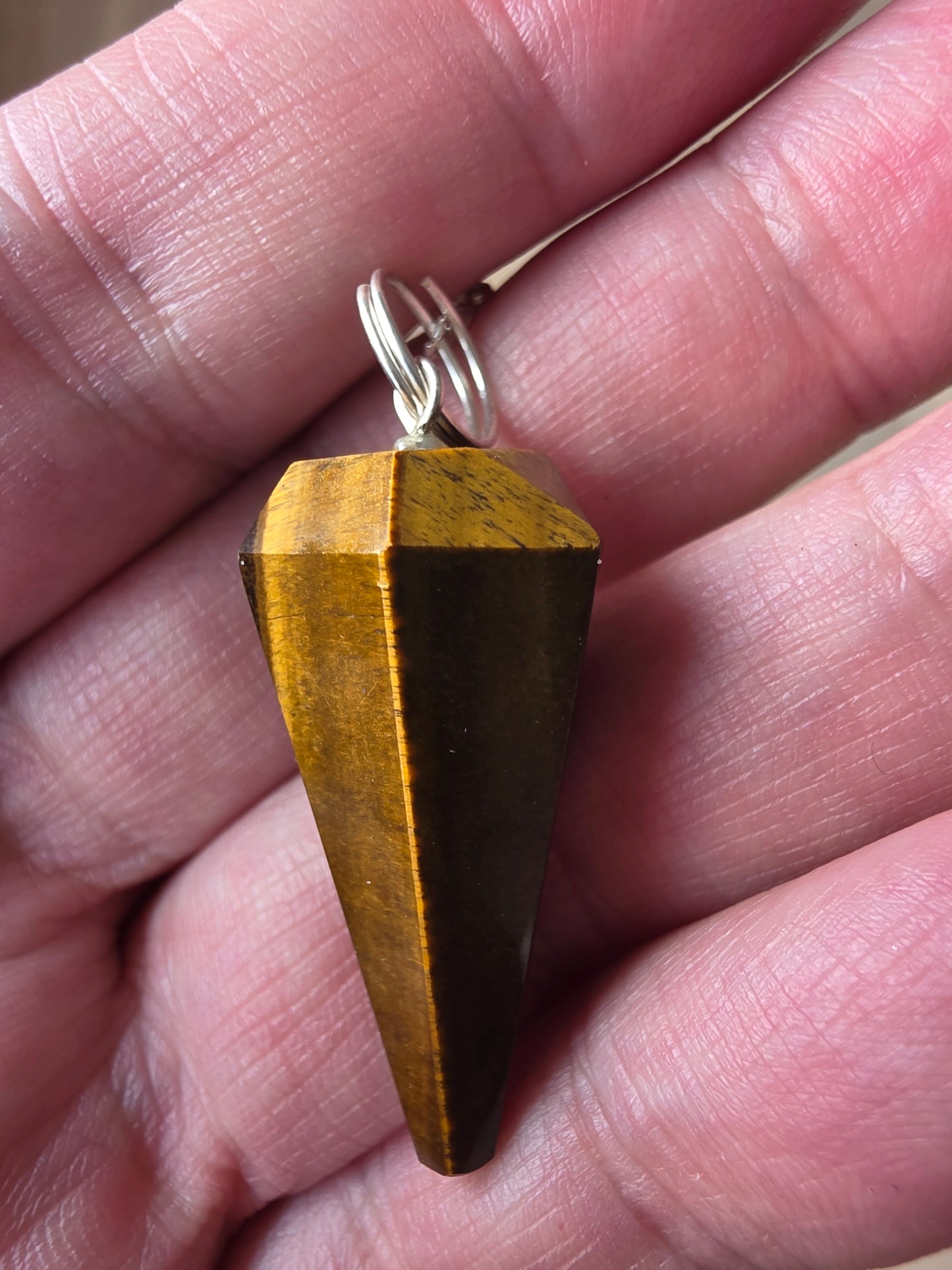 Tiger Eye – giver skarpt fokus og øger selvtillid.