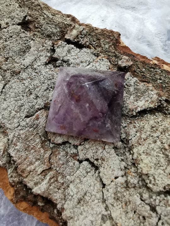 Auralite Pyramide