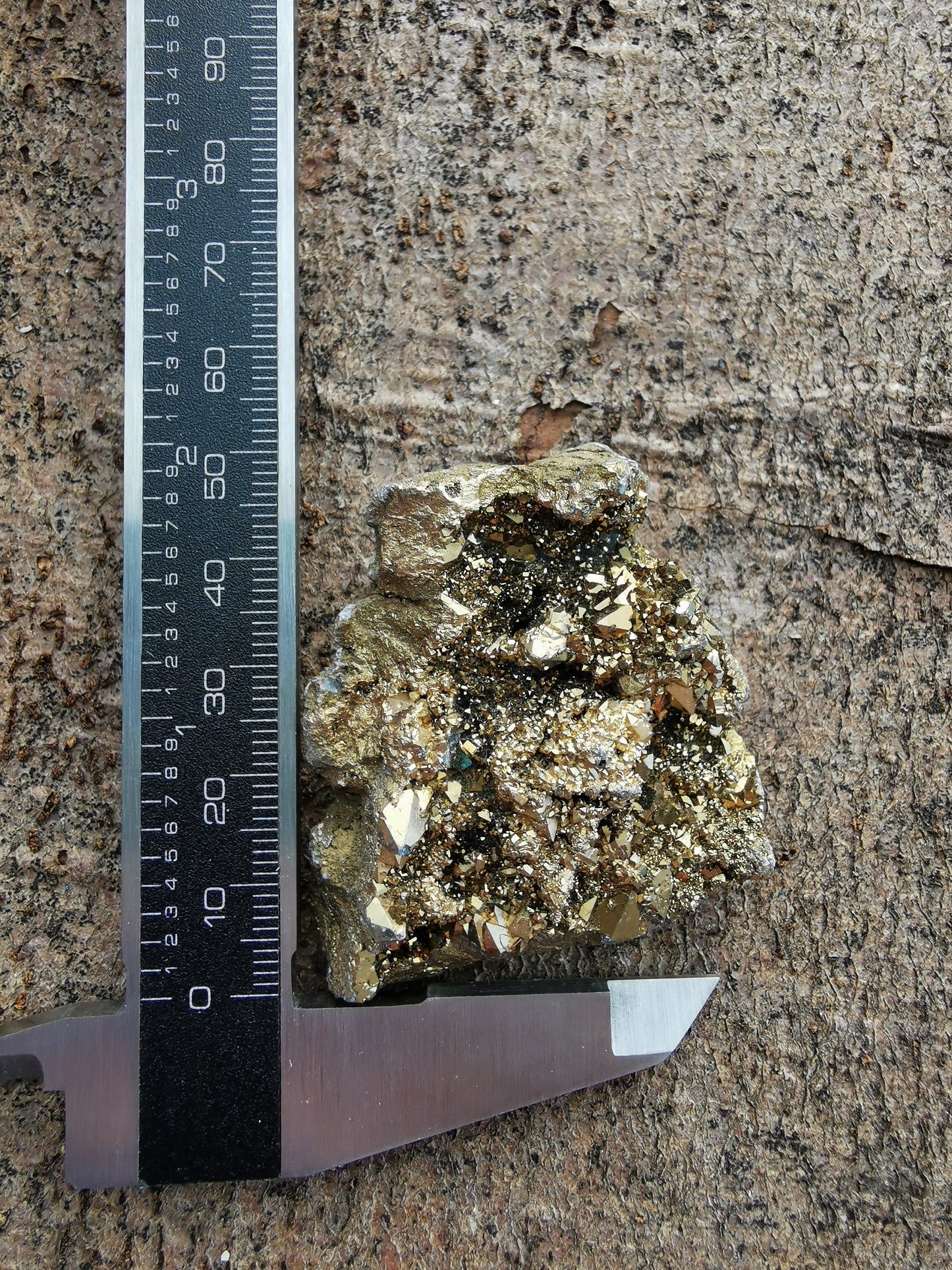 Regnbue Calcit Geode