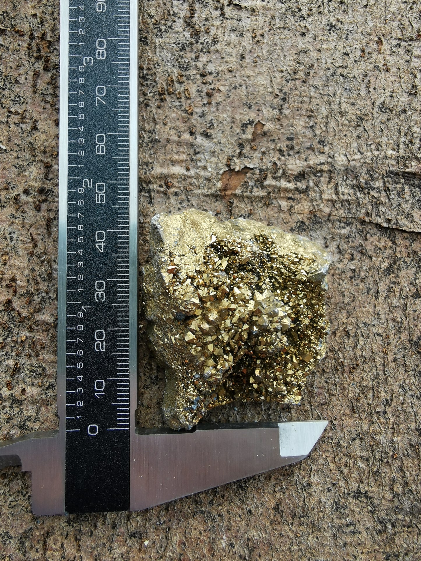 Regnbue Calcit Geode