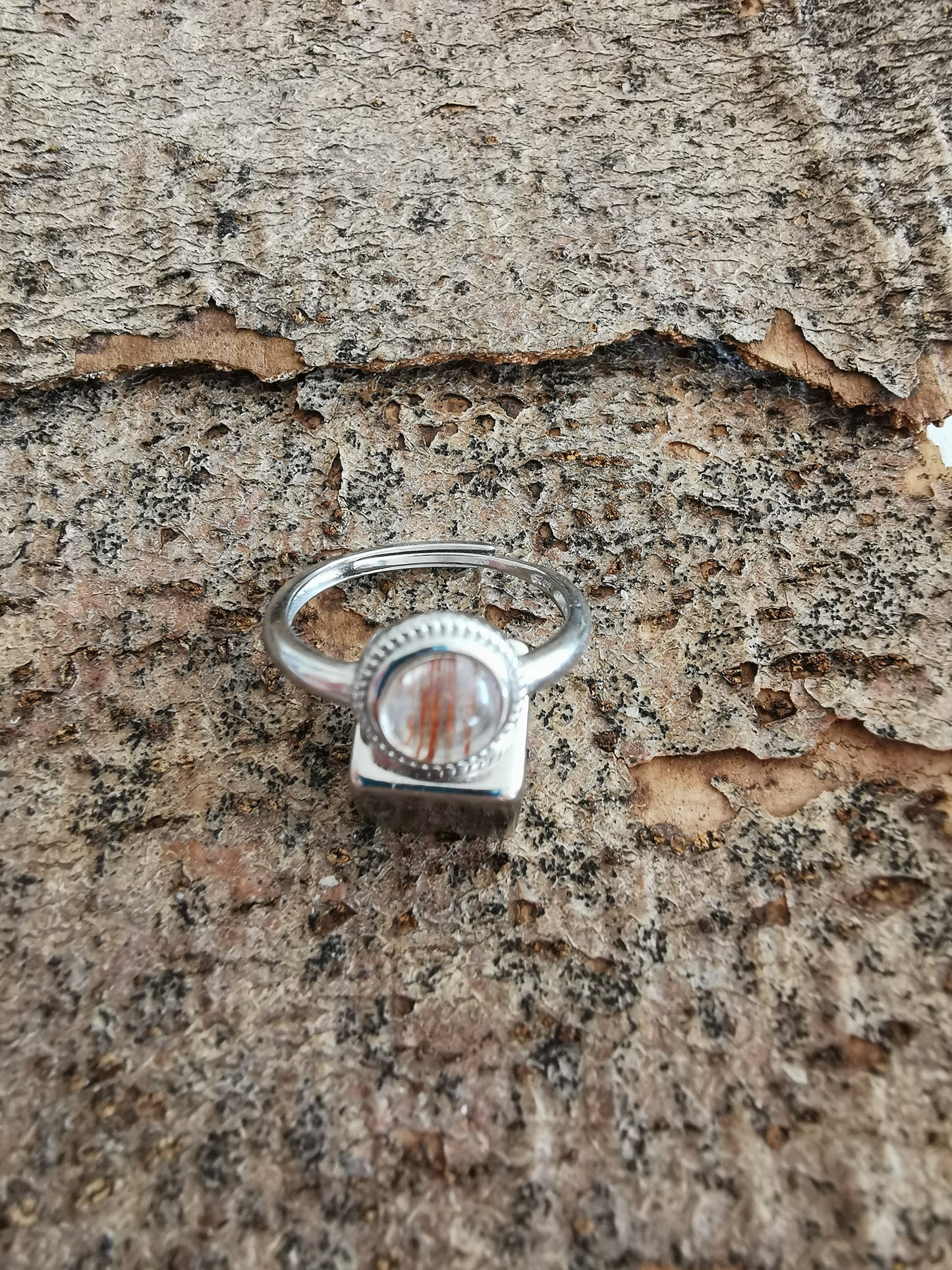 Rutilkvarts ring