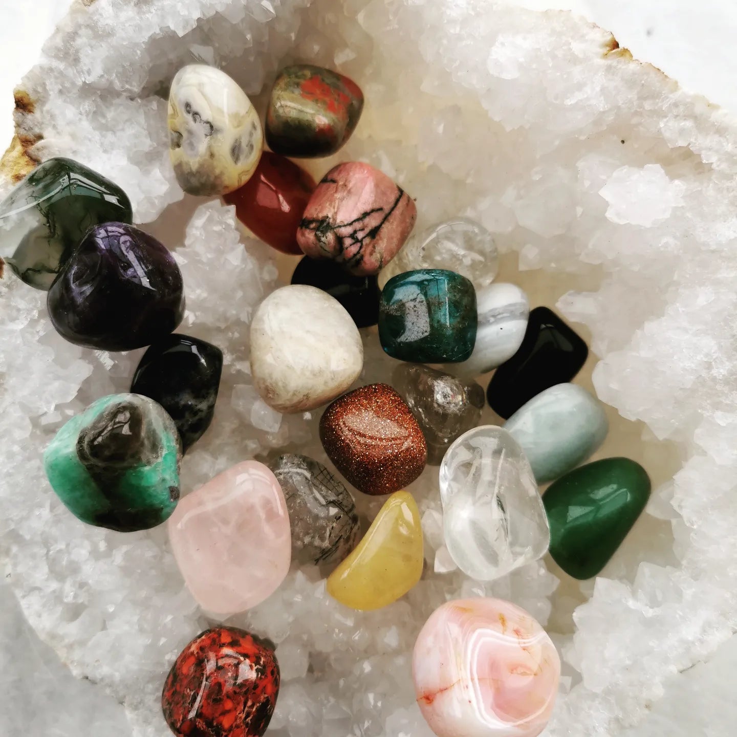 Krystal Julekalender m/lommesten - stofposer til ophæng