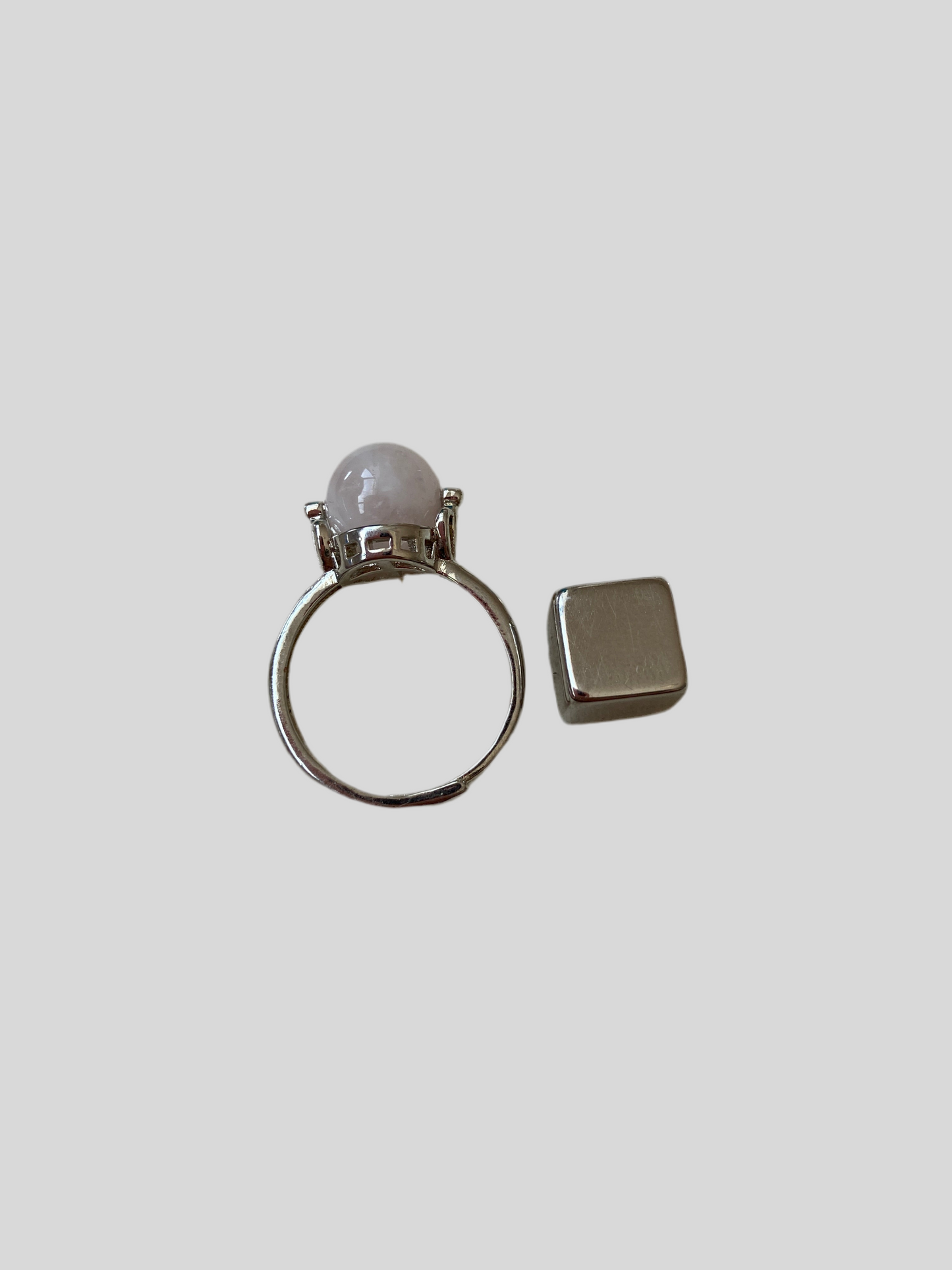 Rosakvarts ring