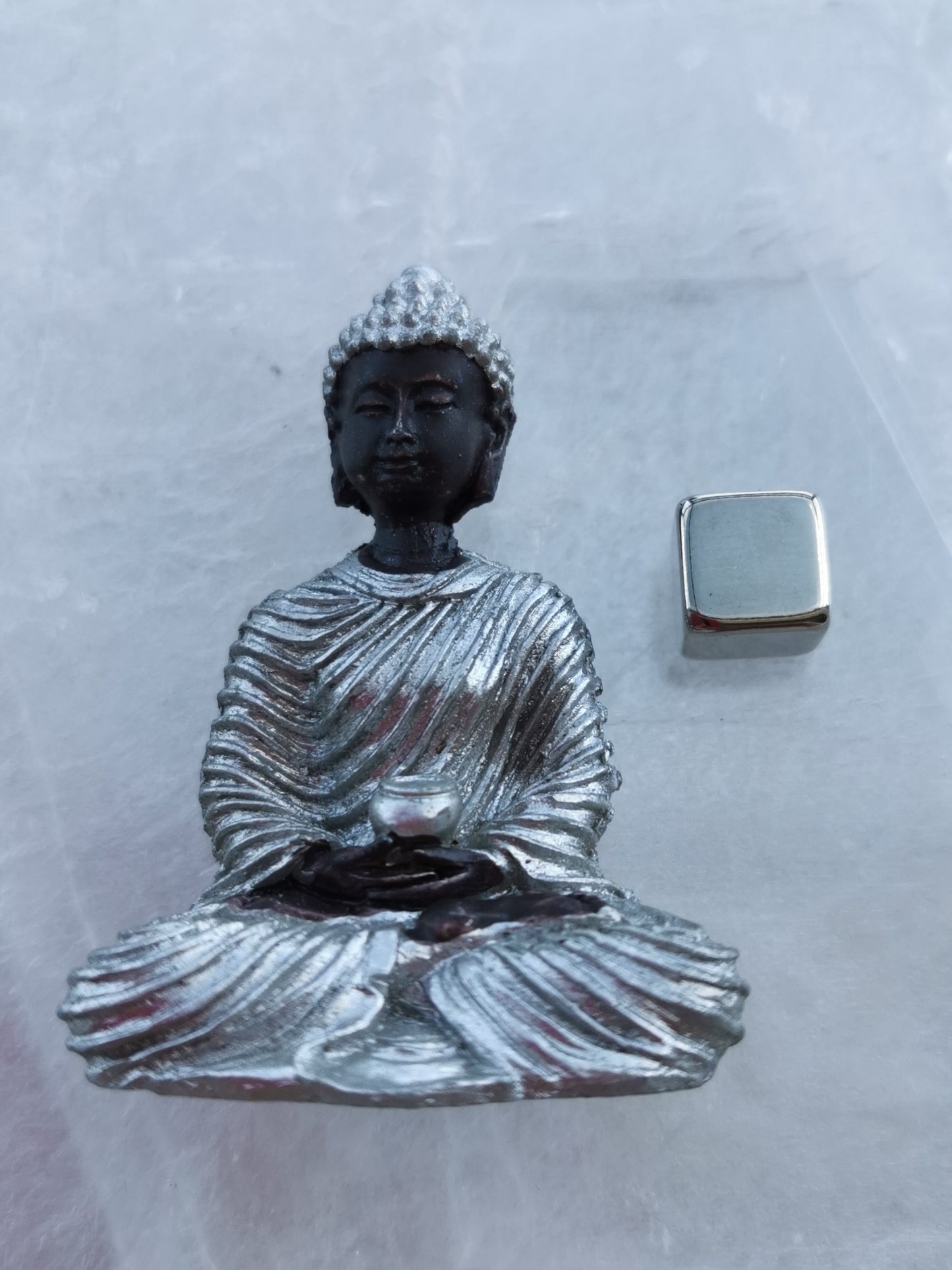 Buddha figur