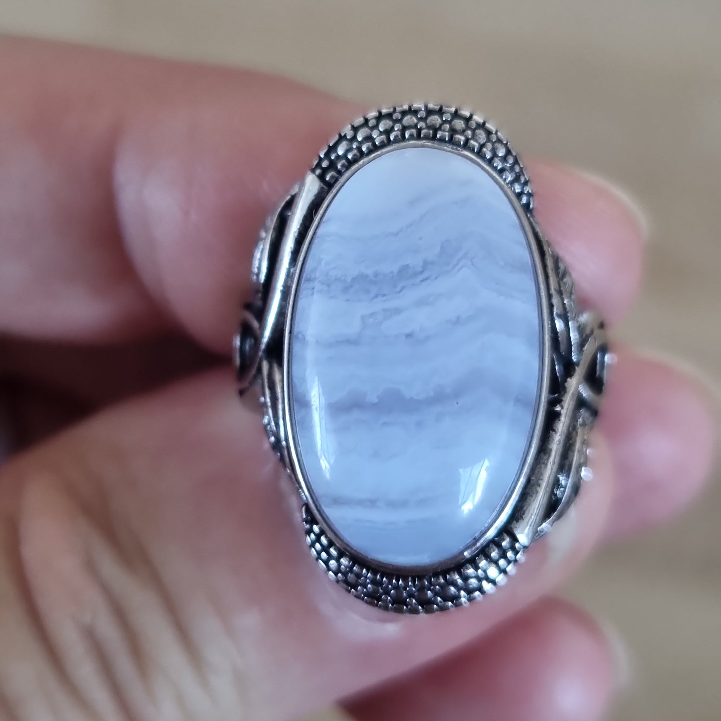 Agate lace ring