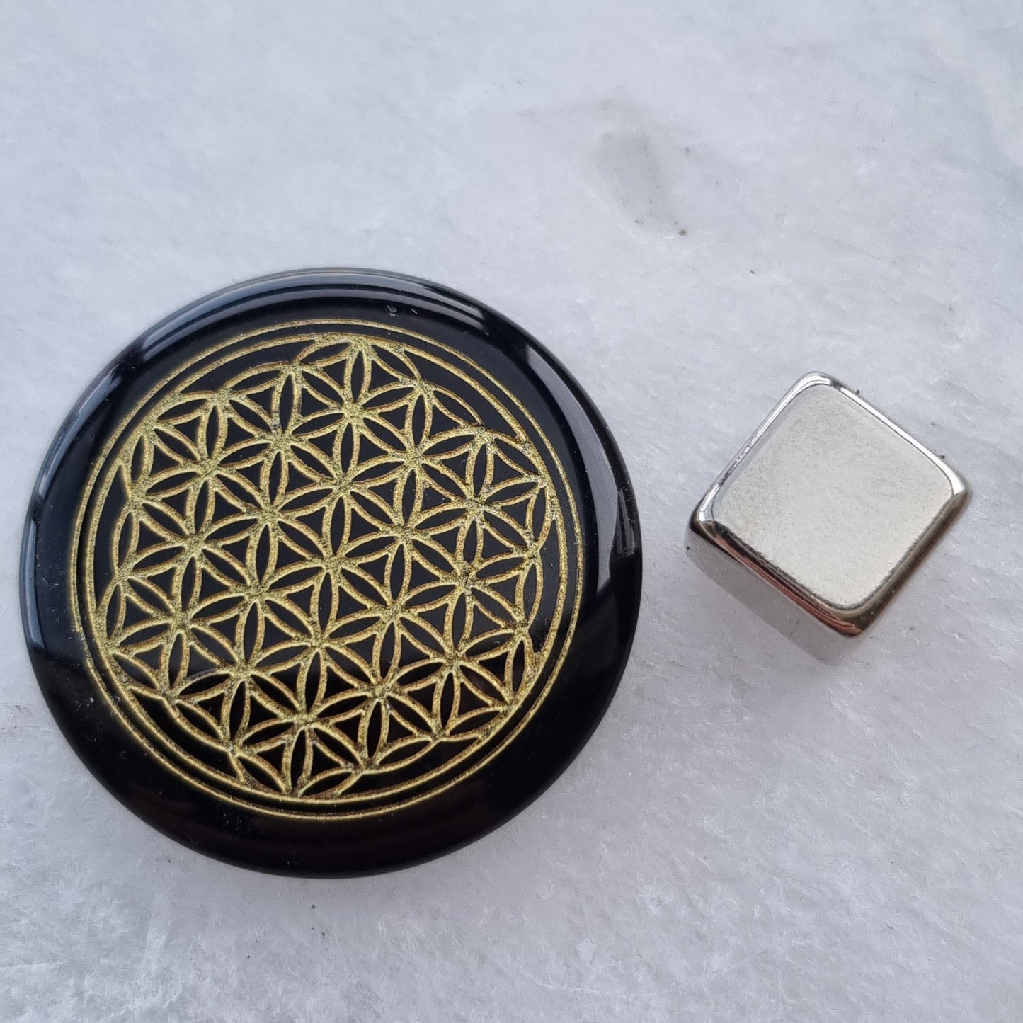Onyx flower of life
