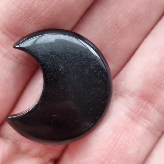 Onyx sort måne