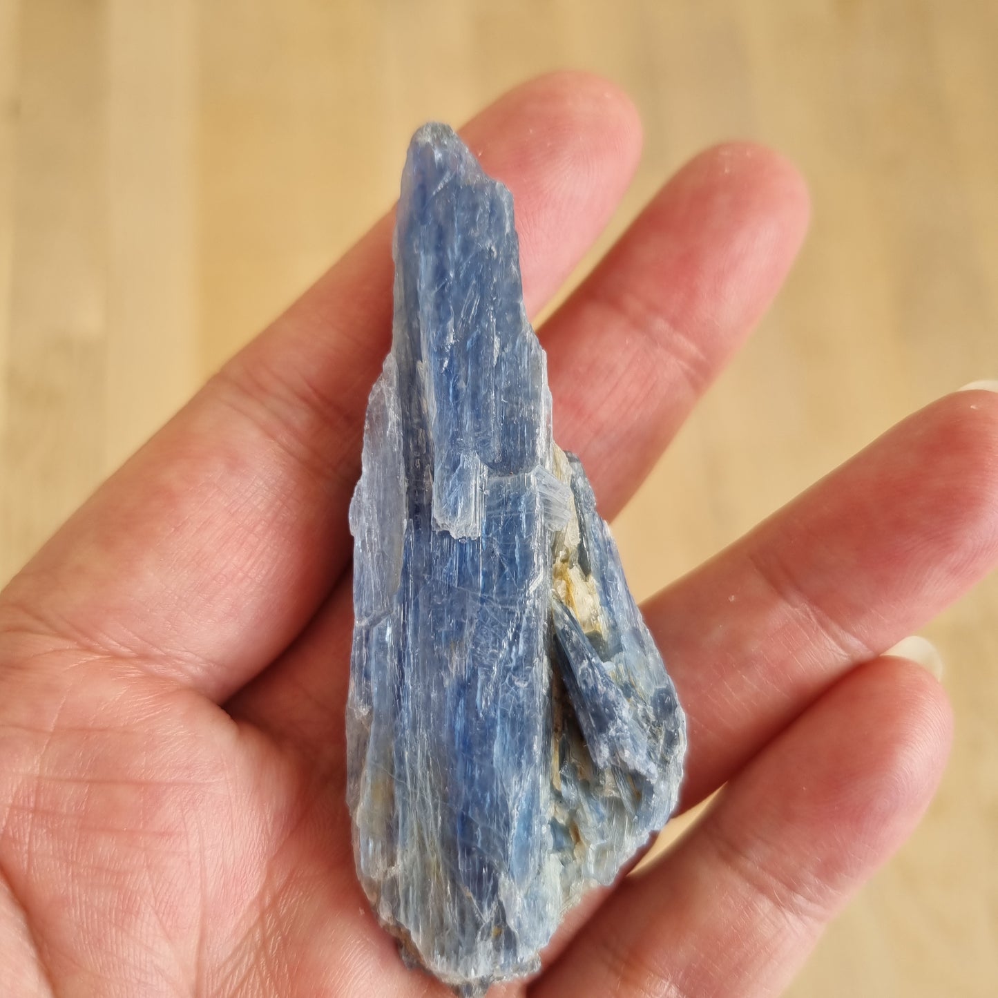 Cyanit Blå Rå m Siderit