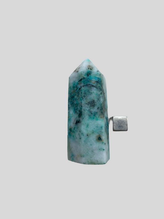 Fønix Tårn (Chrysocolla i Kvarts)