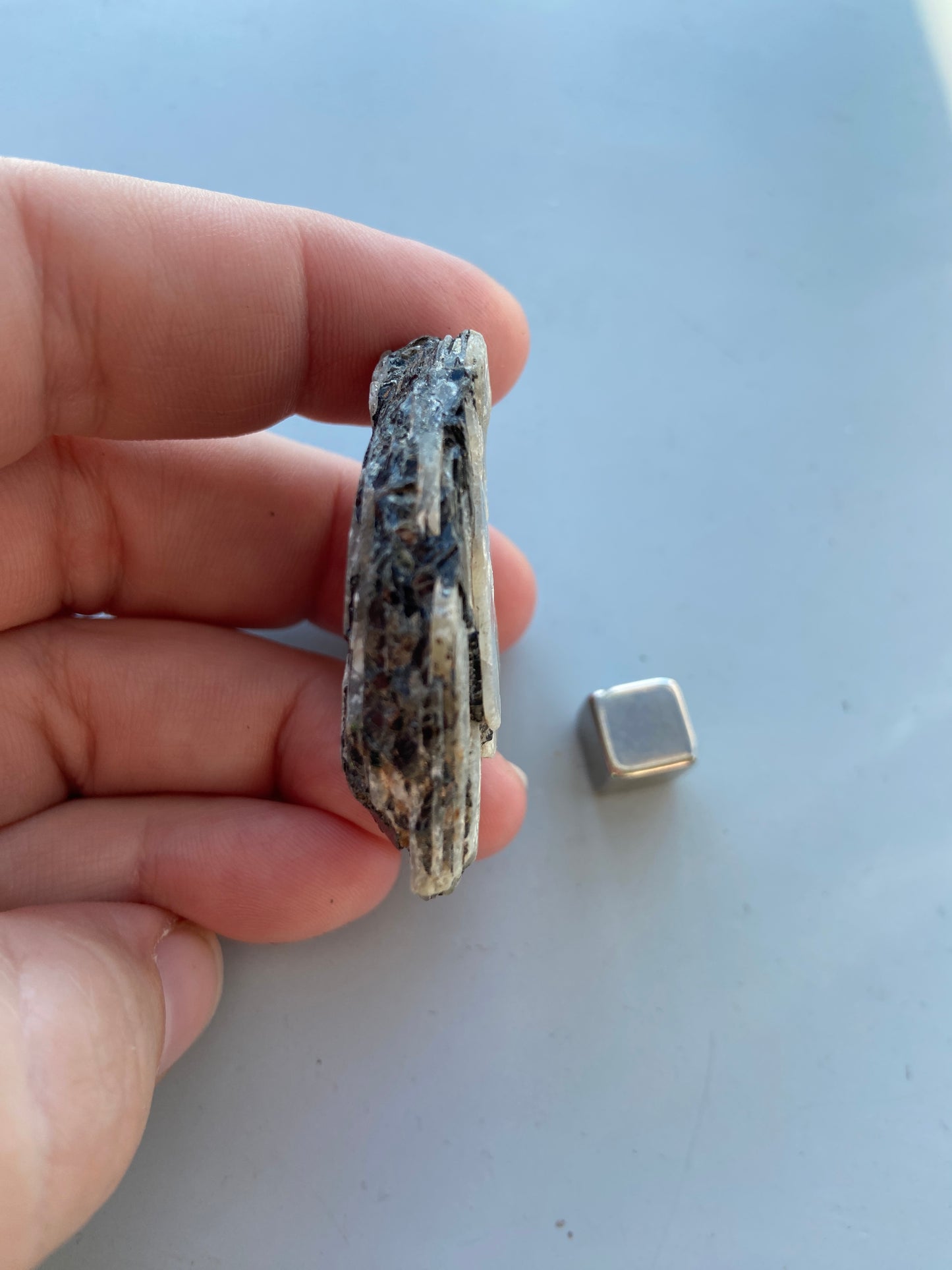 Safir m/Mica rå