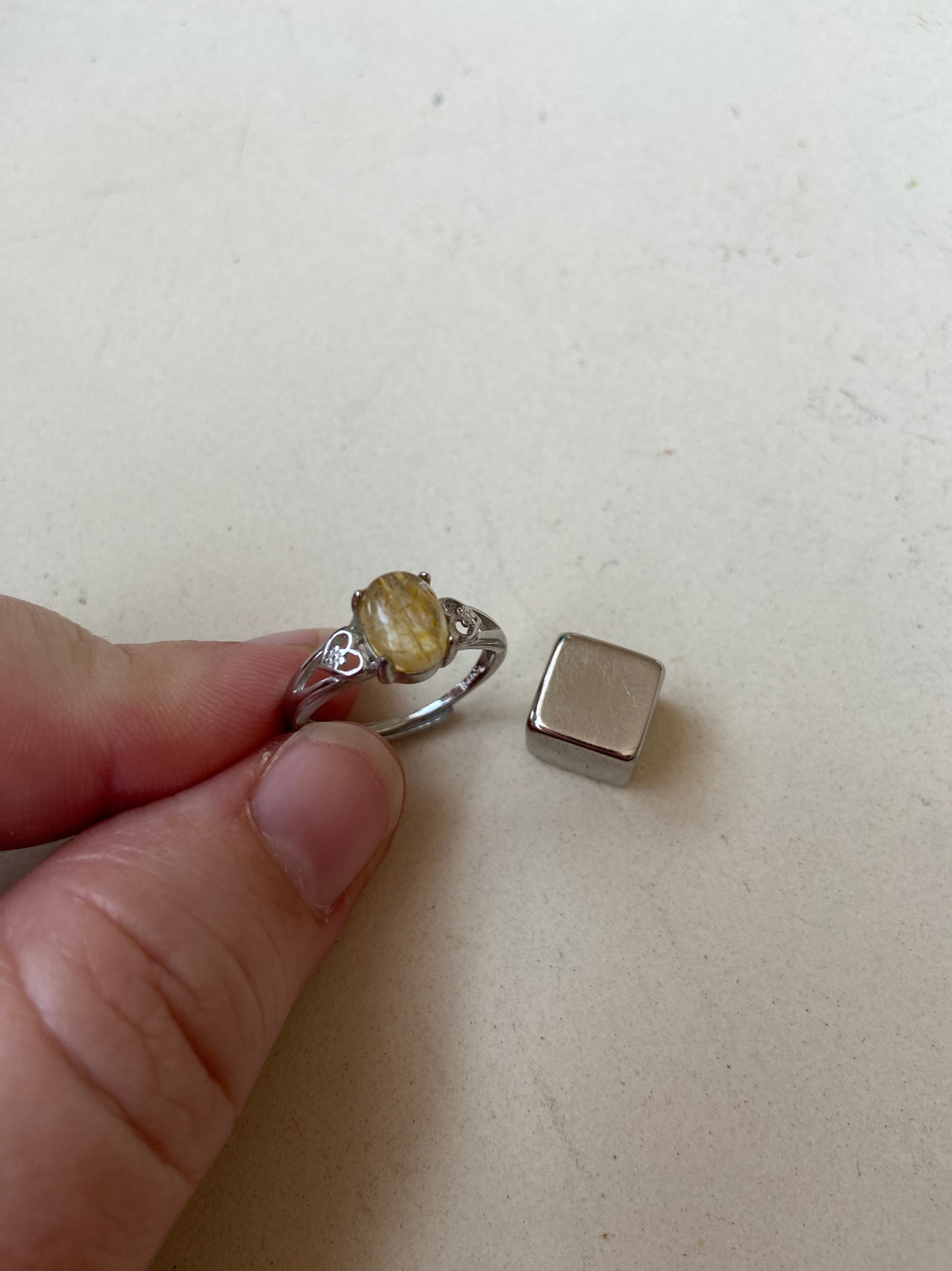 Rutilkvarts ring