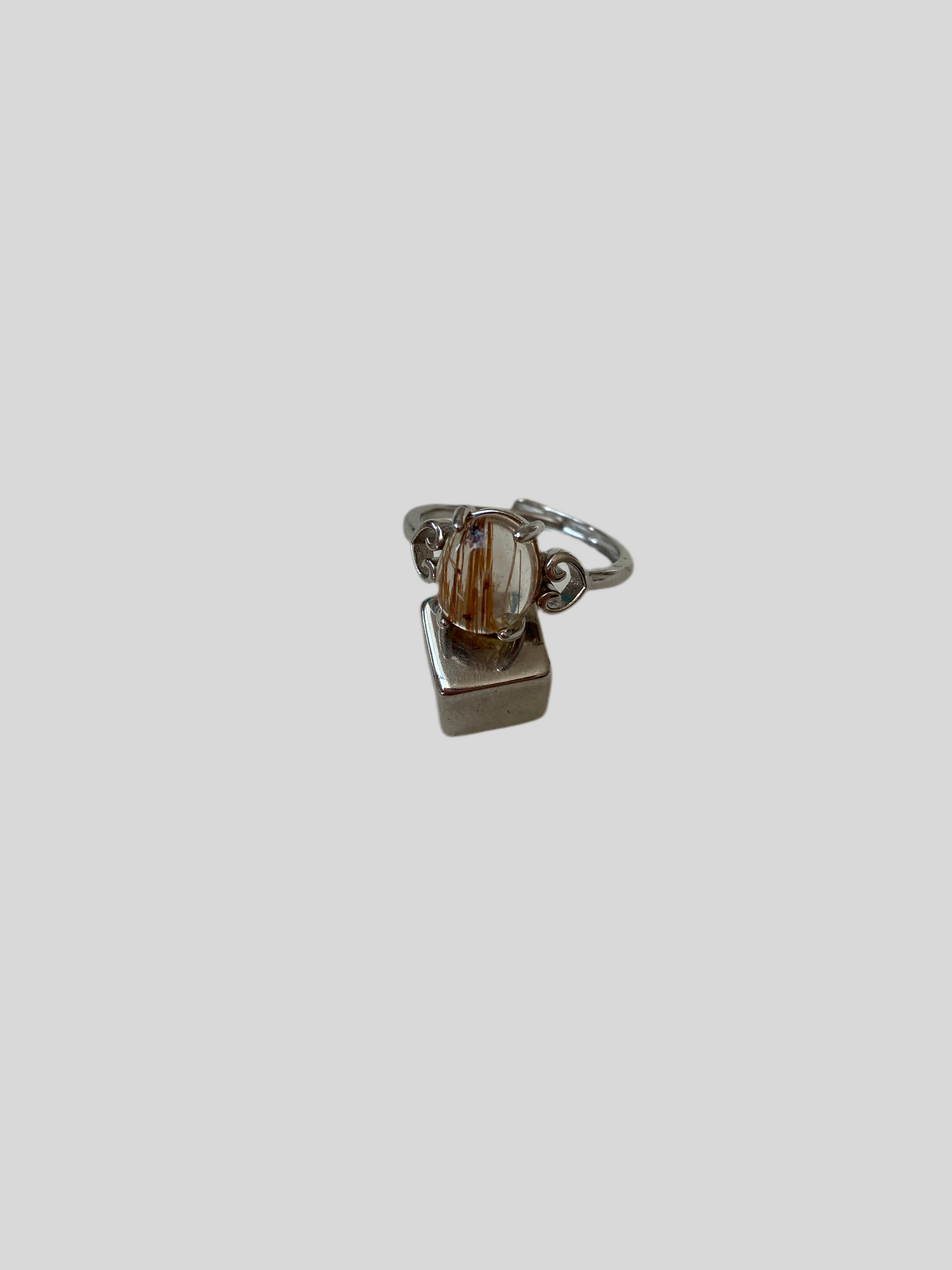 Rutilkvarts ring
