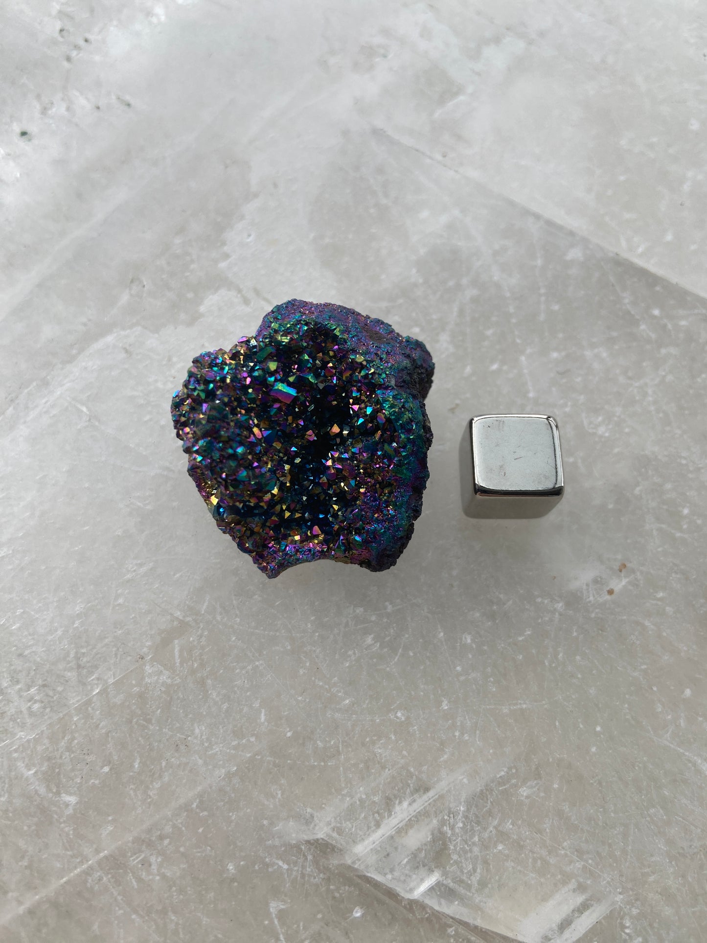 Regnbue calcit Geode