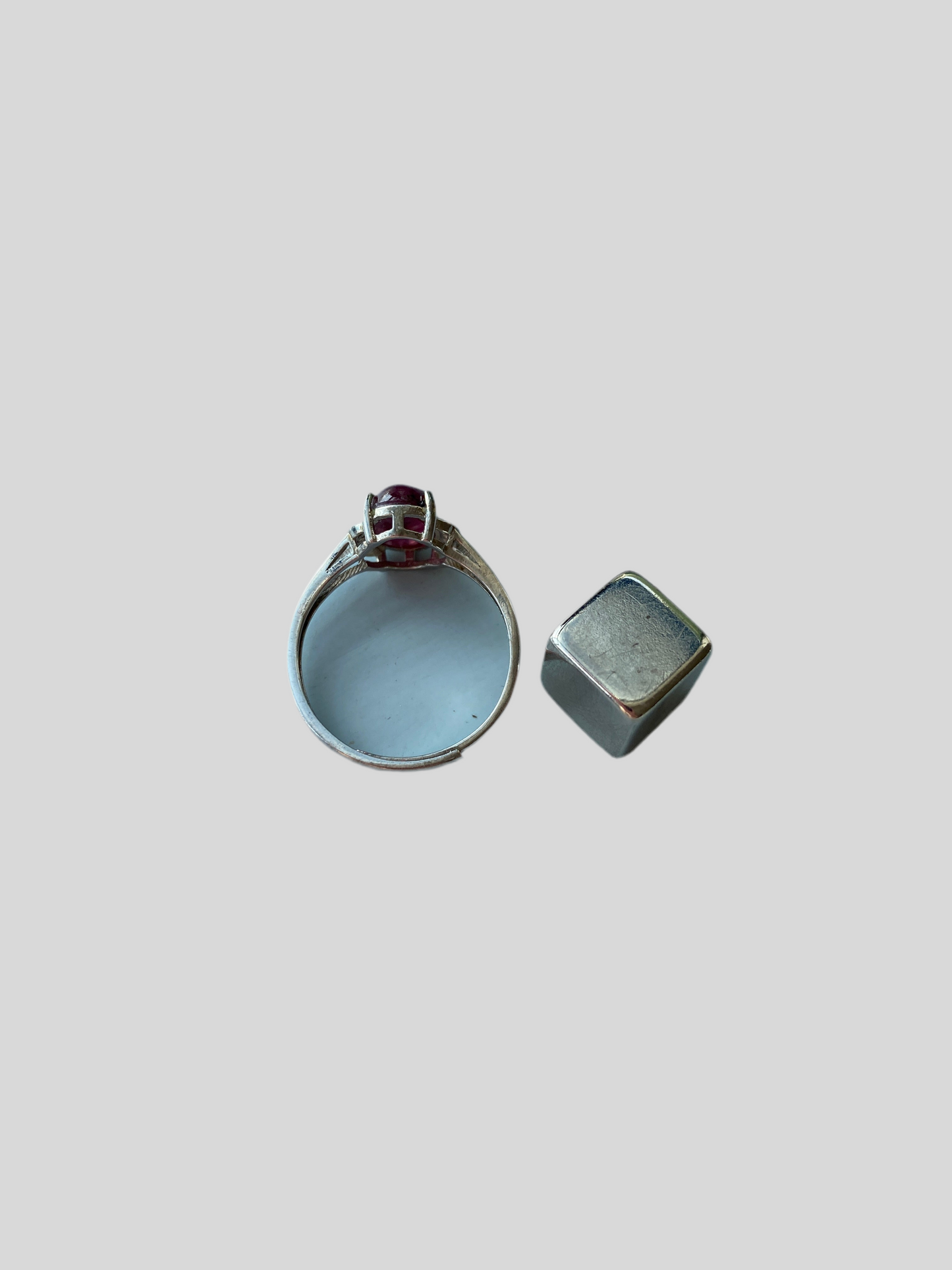 Granat ring