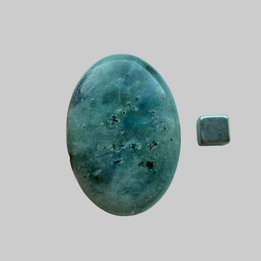 Labradorit palmstone