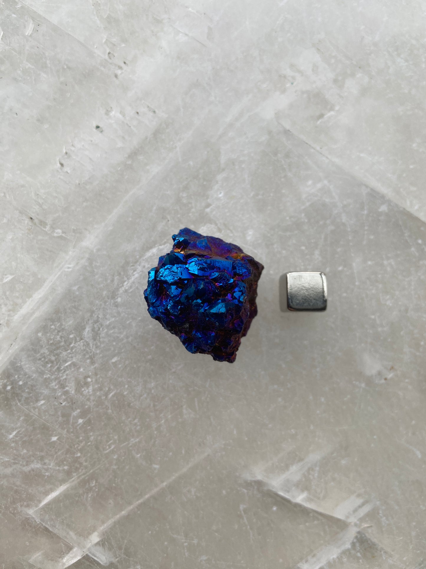 Regnbue Calcit Geode