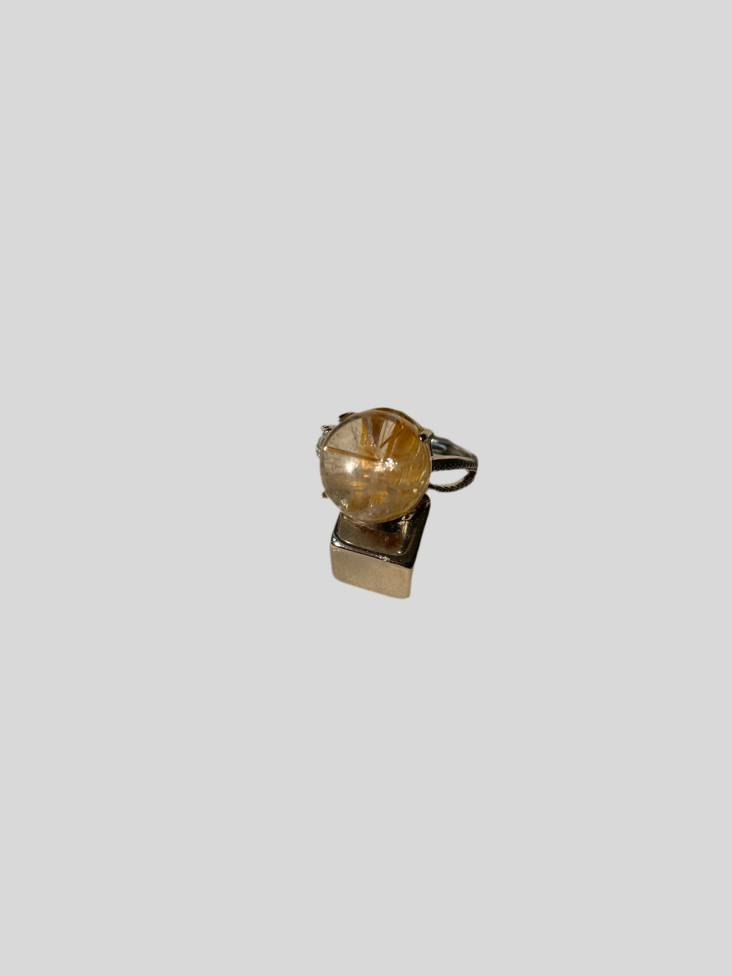 Rutilkvarts ring