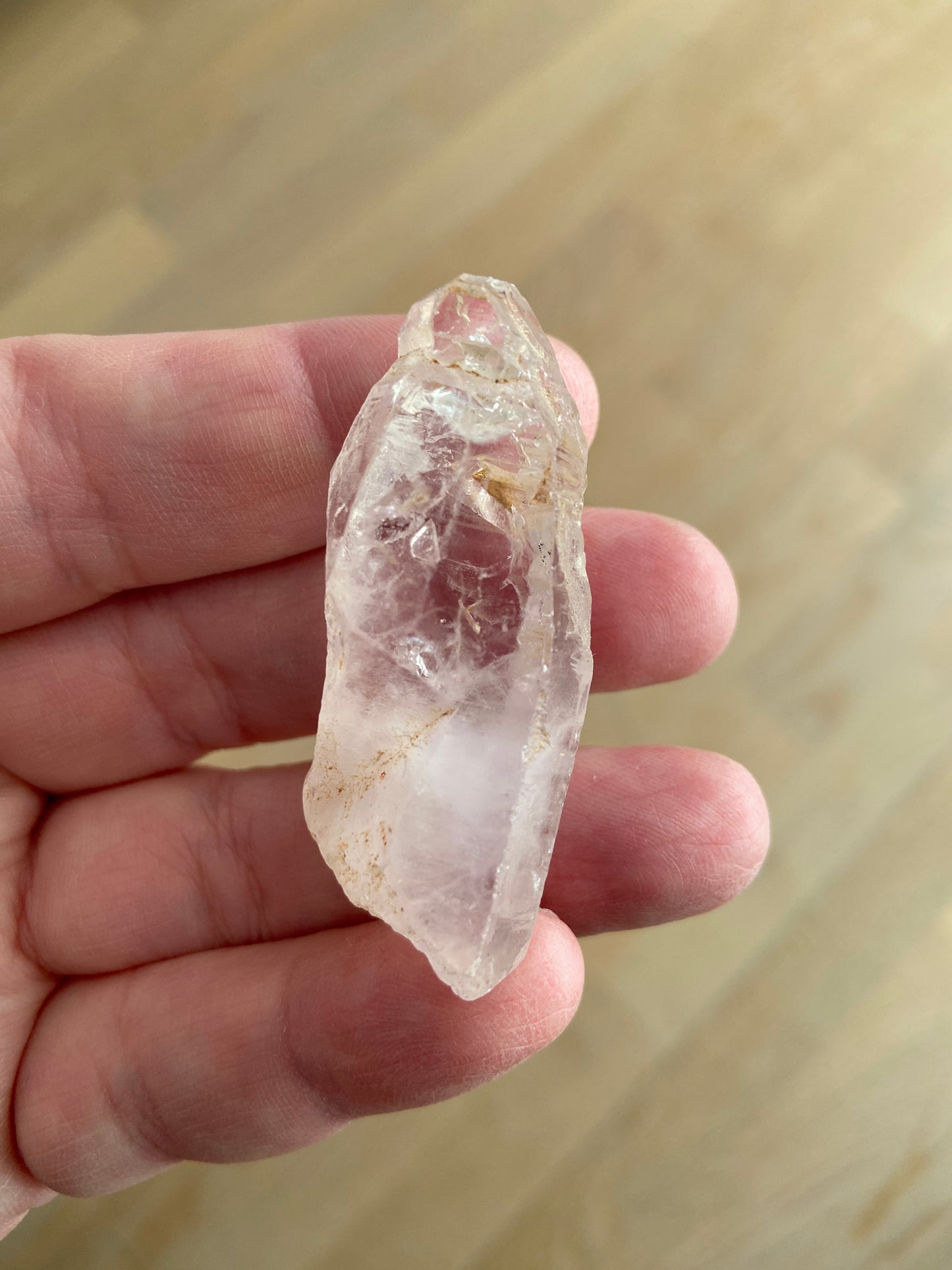 Lemurien Kvarts pink rå