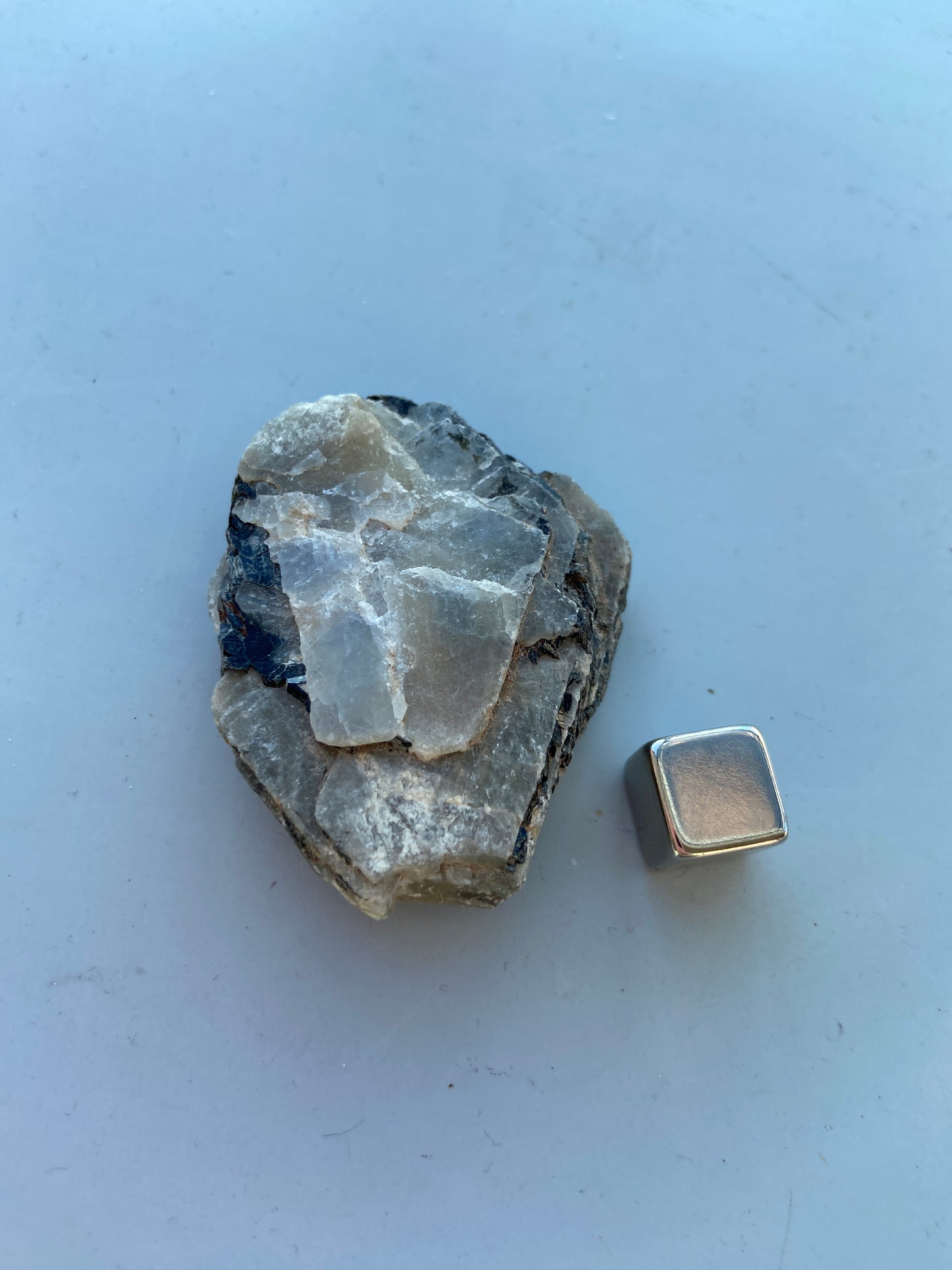 Safir m/Mica rå