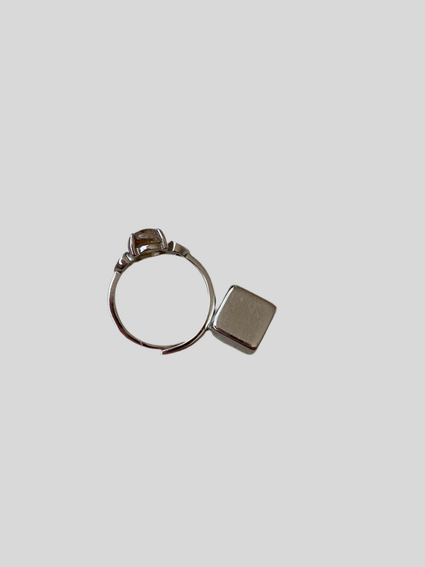 Rutilkvarts ring