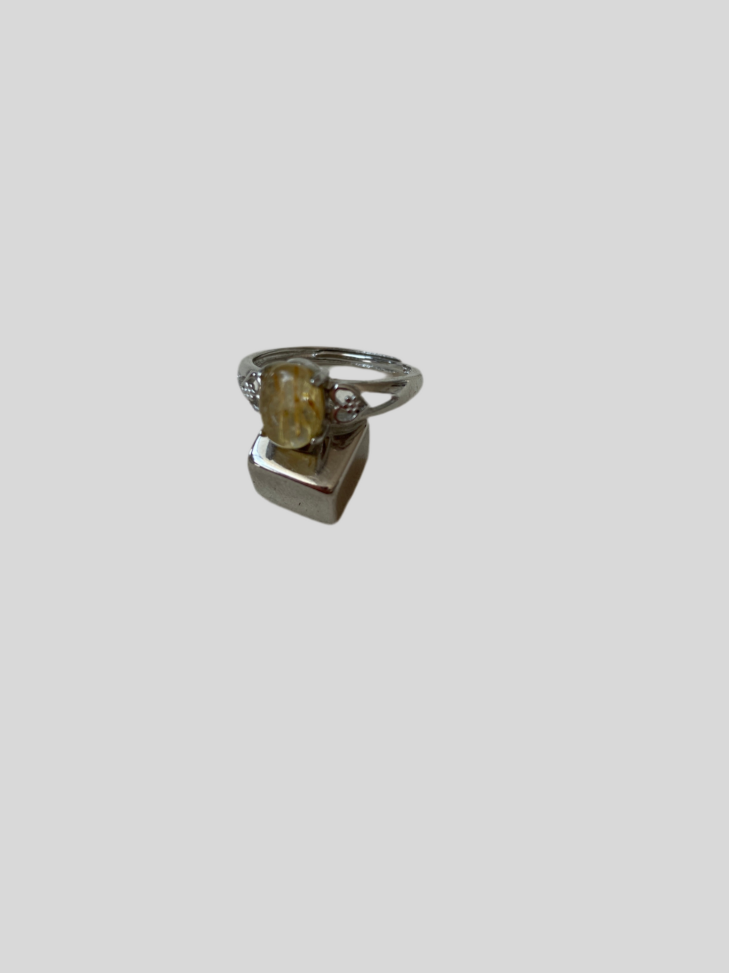 Rutilkvarts ring