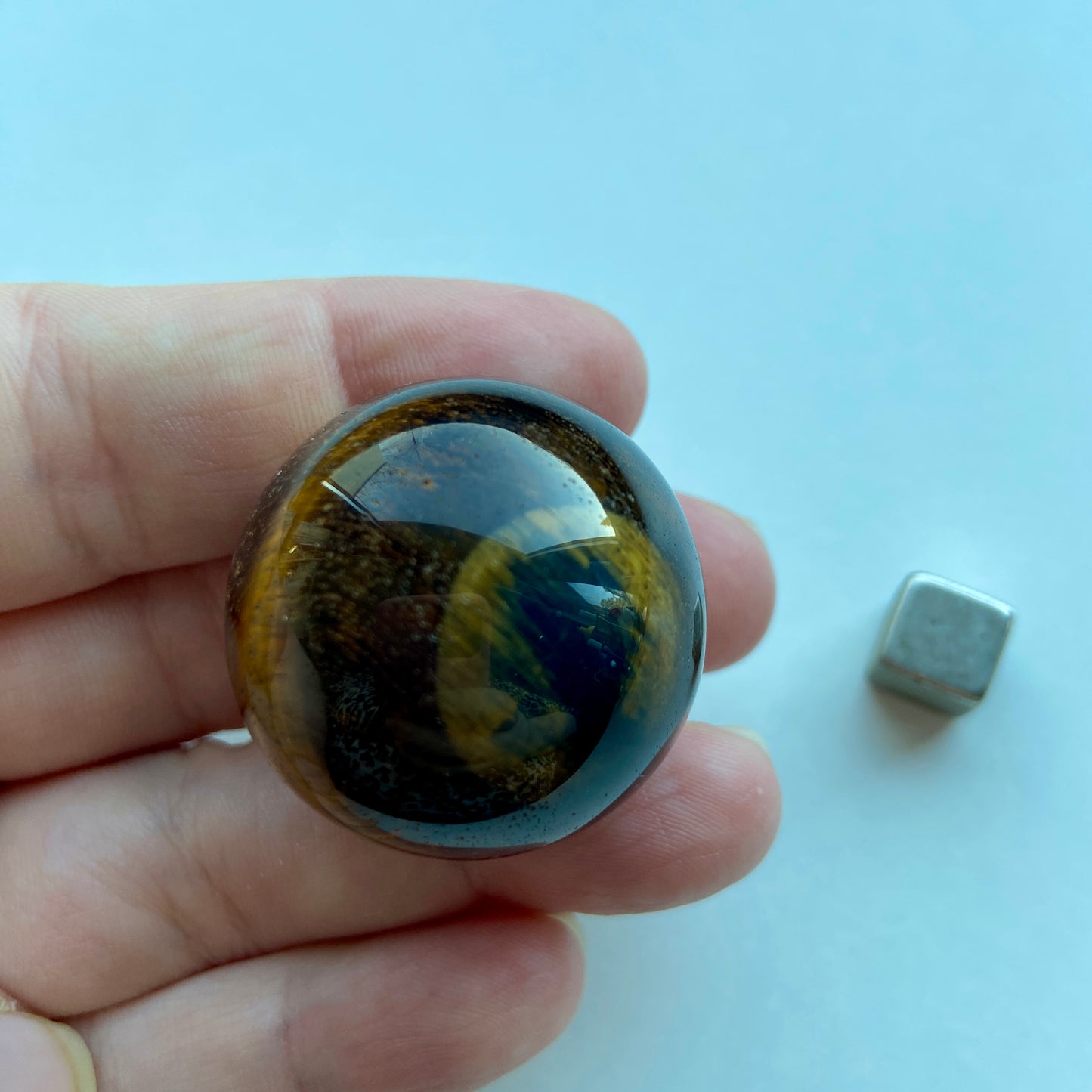 Tigerøje m/falkeøje Kugle ø 3,4 cm