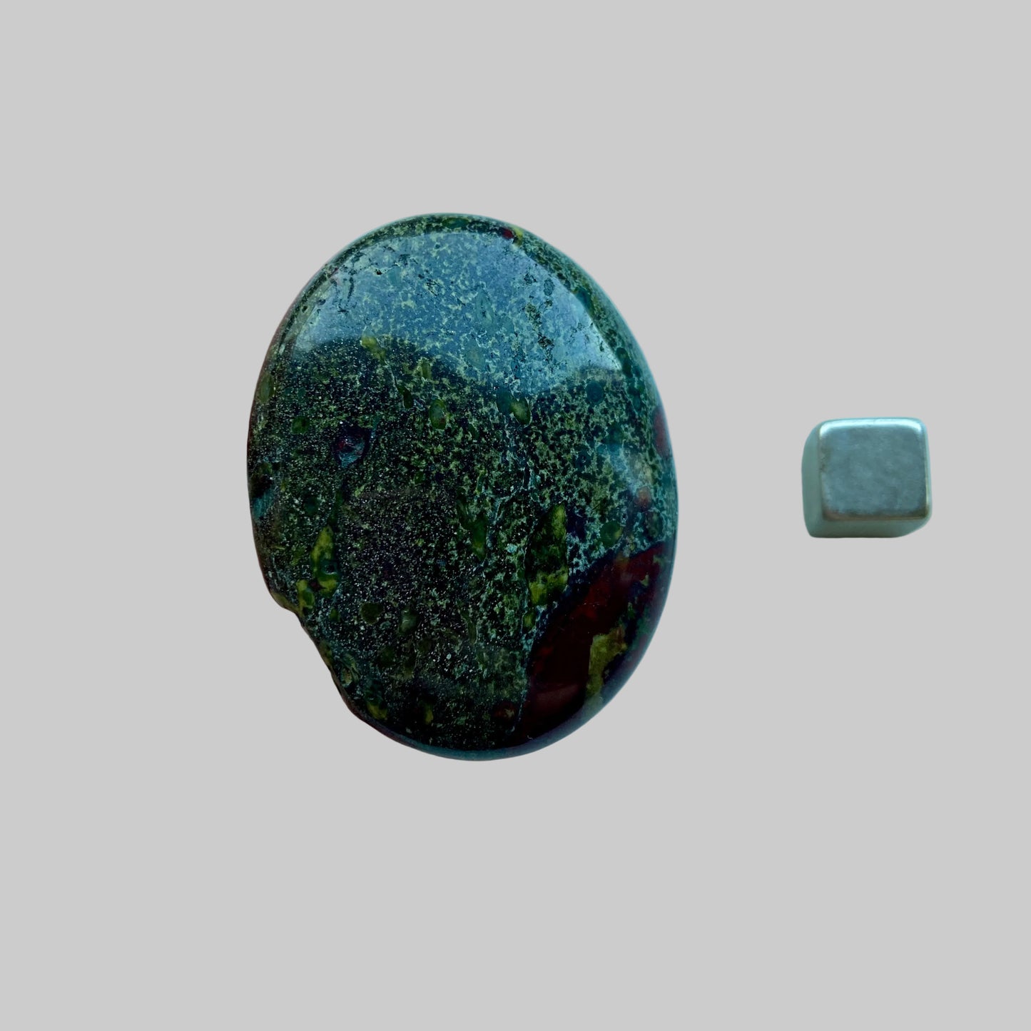 Jaspis Drageblod palmstone