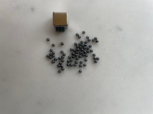 Hæmatit perle - rund 2mm - 12 stk