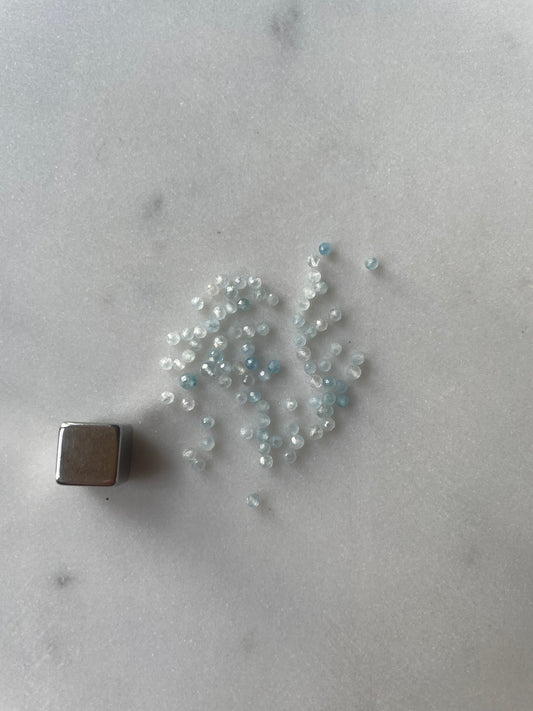Akvamarin perle - rund facet 2mm - 10 stk