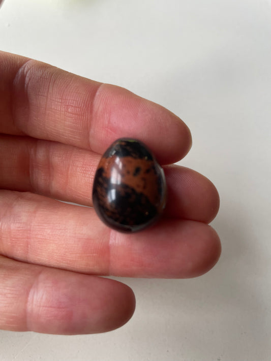 Obsidian Mahogni æg