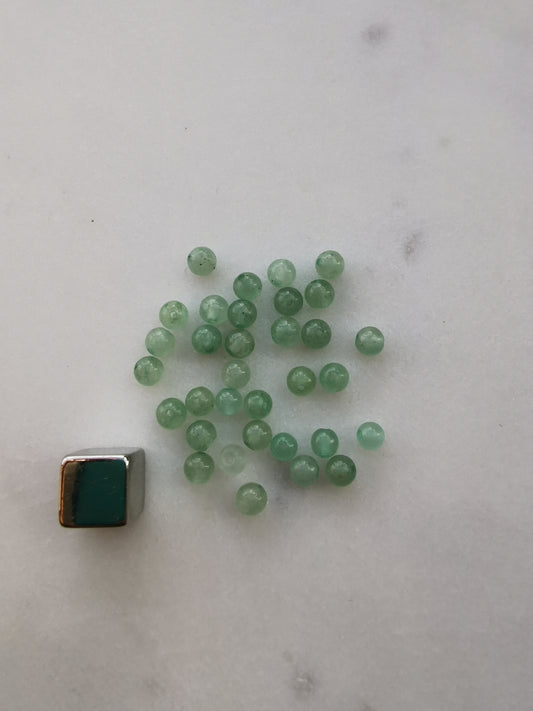 Aventurin Grøn perle - rund 4-5mm