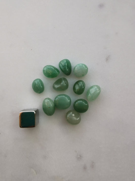 Aventurin Grøn perle - nugget 8-10mm