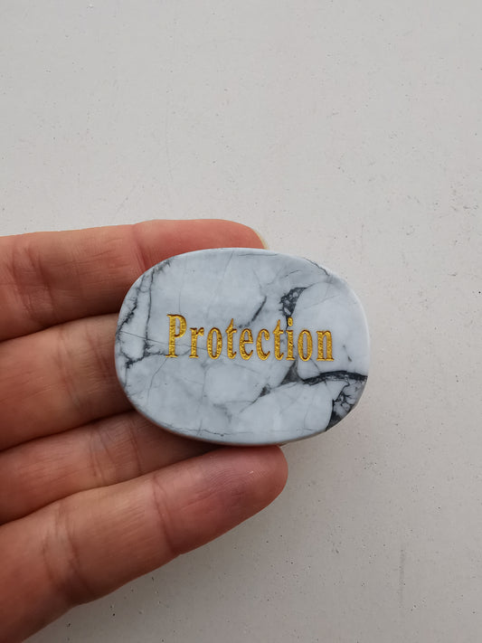 Howlit Hvid - 'Protection'