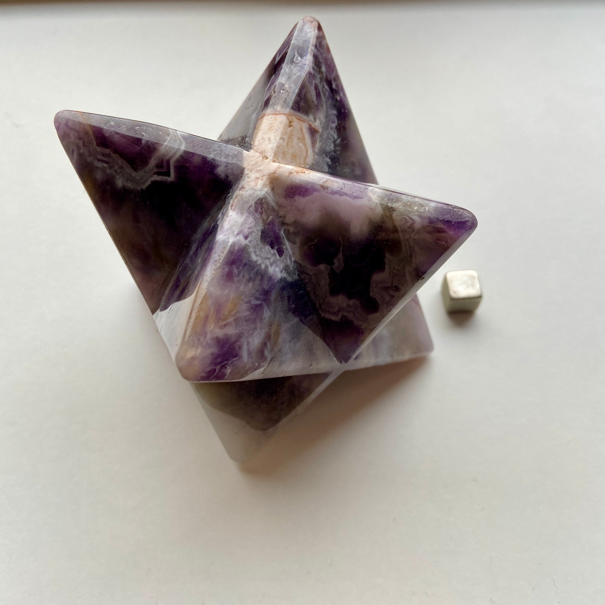 Agat ametyst merkaba der skaber harmoni i energifeltet.