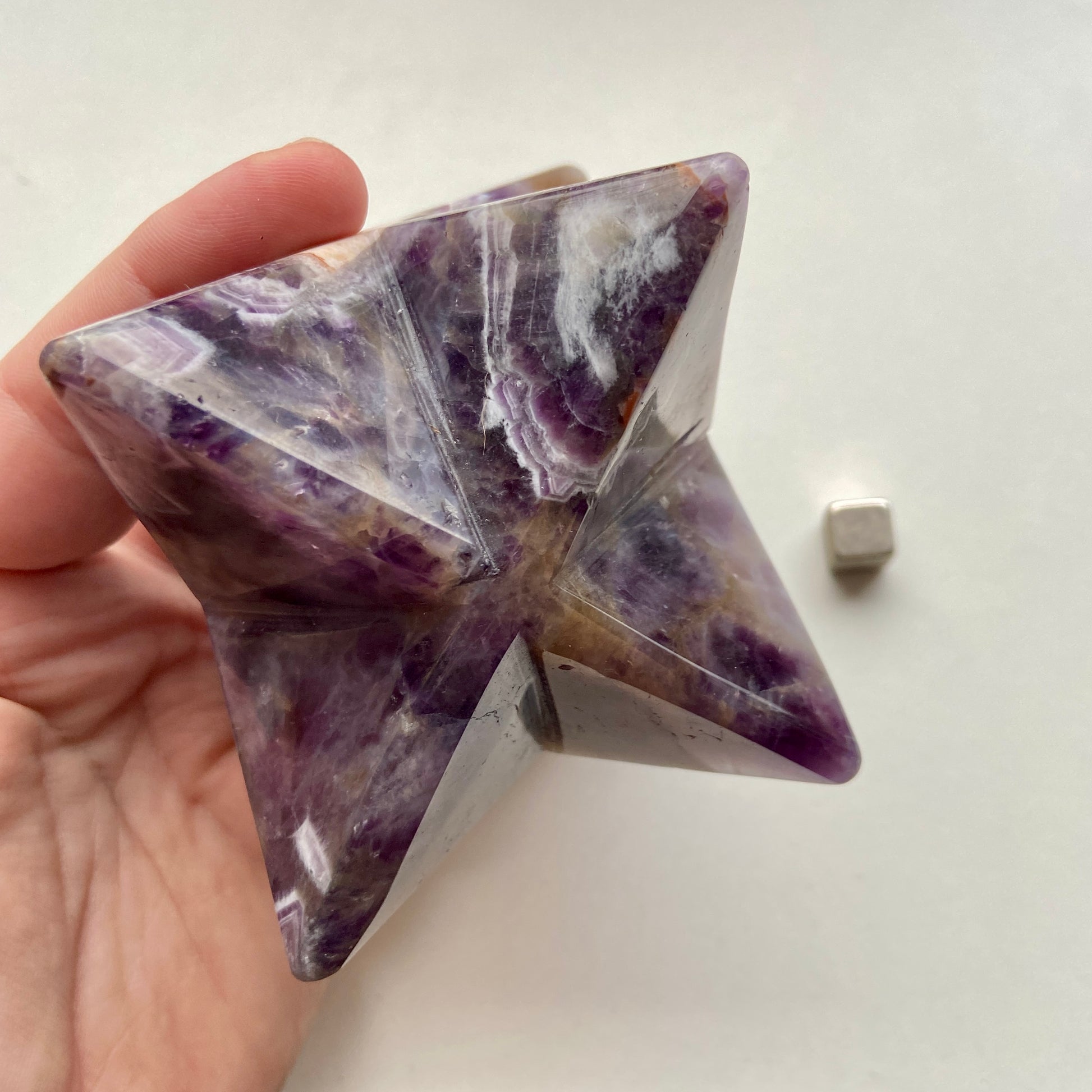 Agat ametyst merkaba der støtter indre ro og balance.