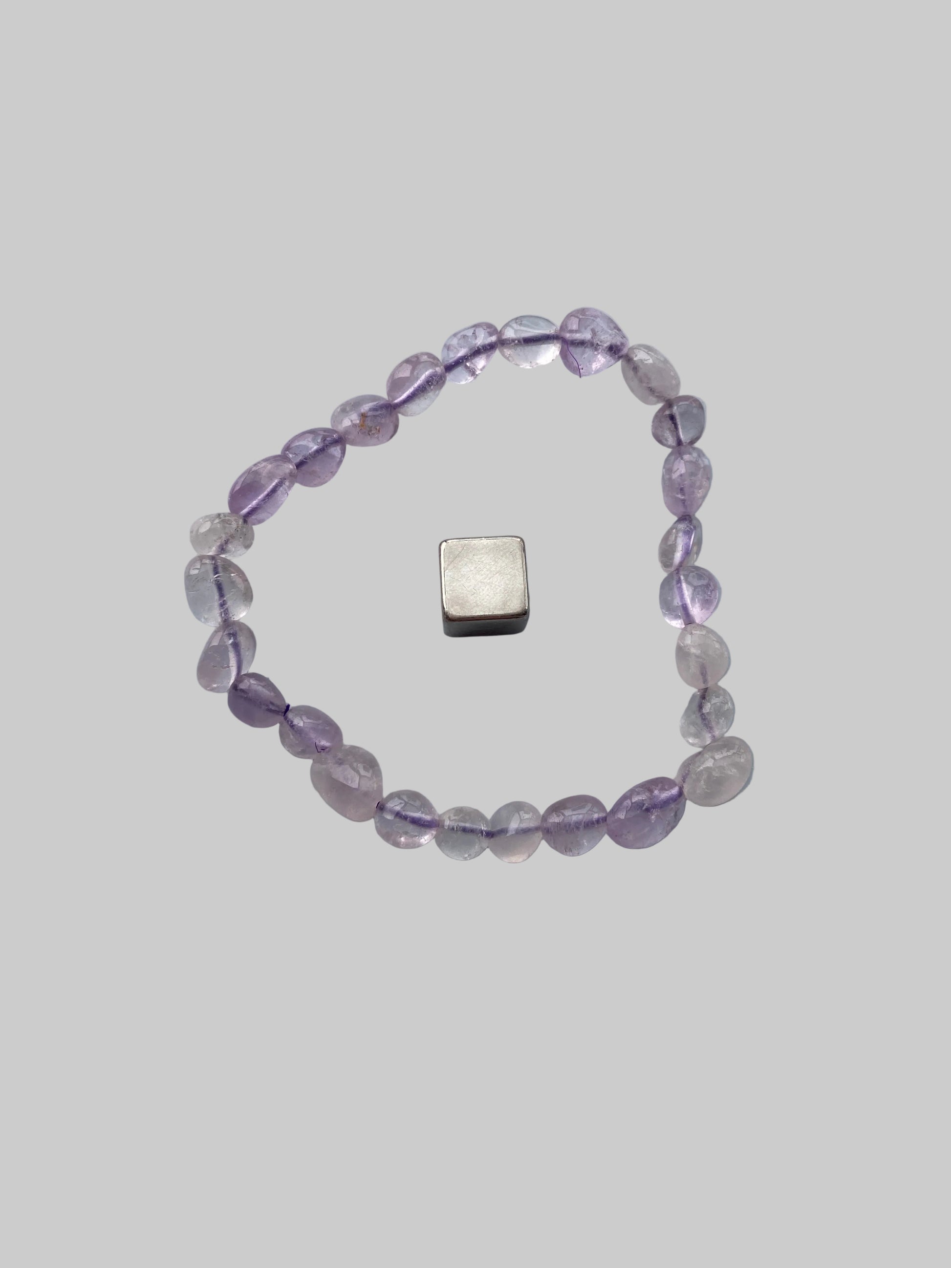 Ametyst krystal der giver mental klarhed og fokus.