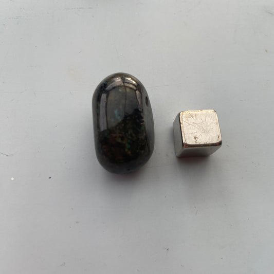 Antophyllit krystal – powerfuld sten til manifestation, intuition og clairvoyante evner.