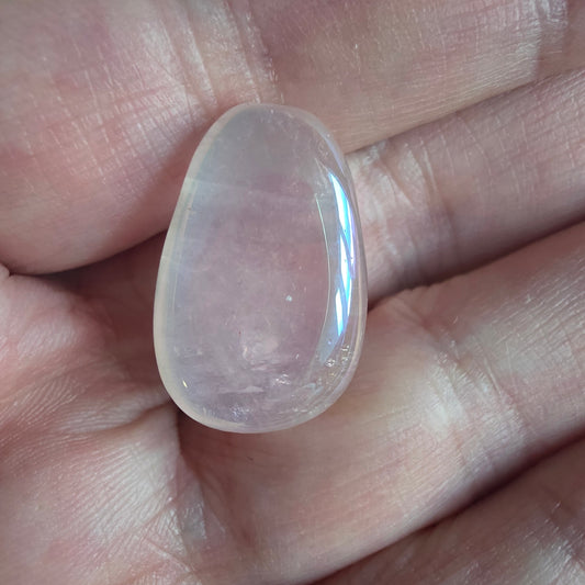 Aqua Aura Engel krystal med beroligende engleenergi og kærlig beskyttelse.