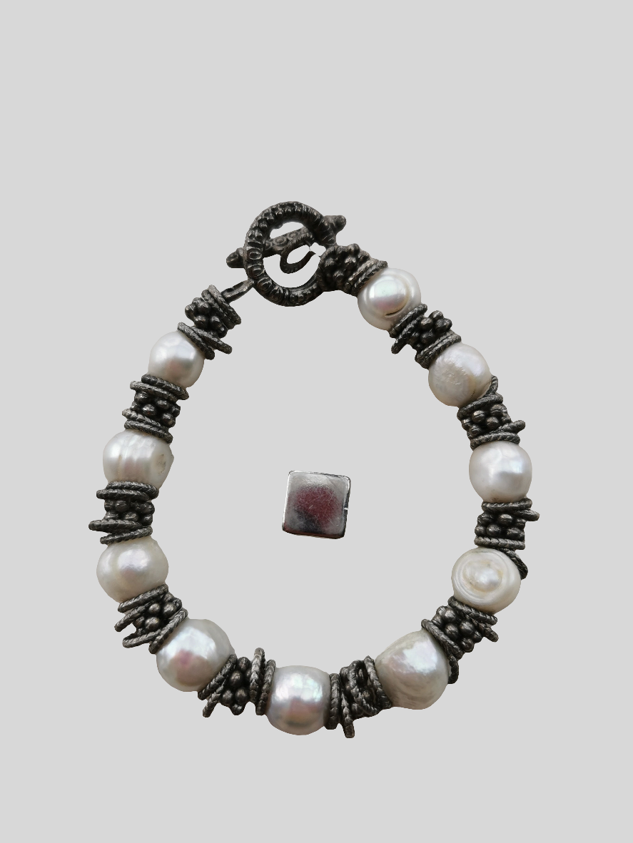 Ferskvandsperle armbånd 21 cm